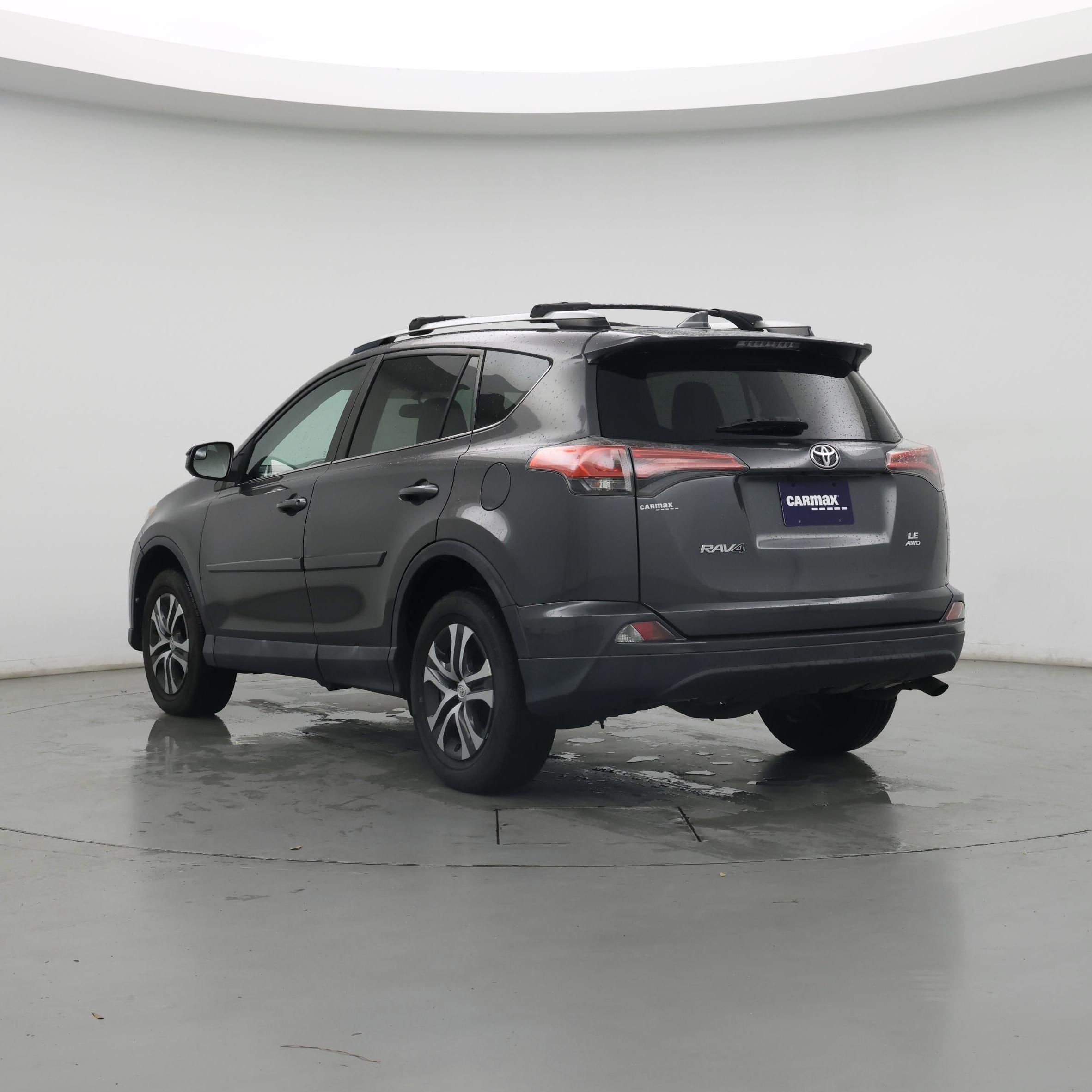 Thumbnail: 2016 Toyota RAV4 - 2