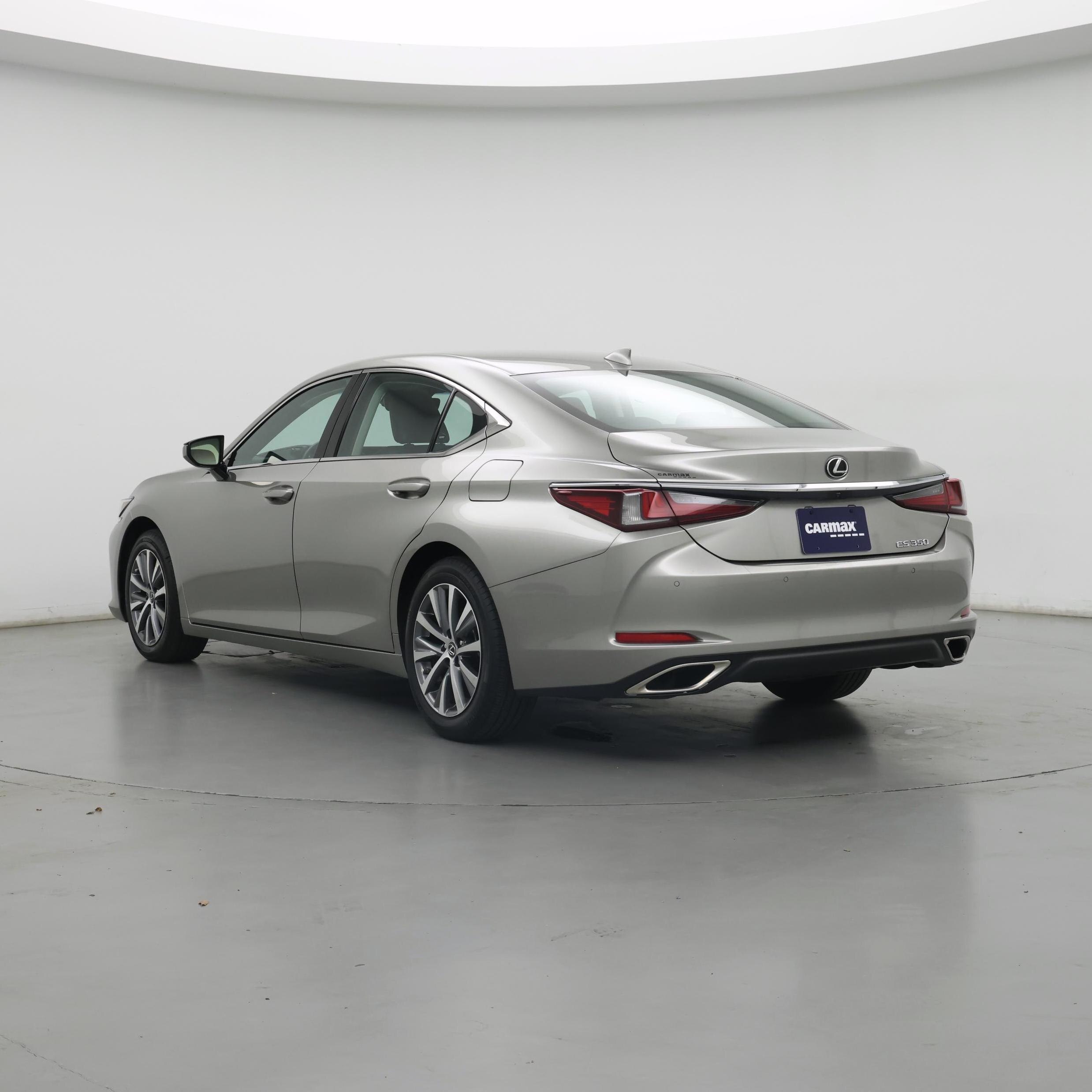 Thumbnail: 2020 Lexus ES - 2