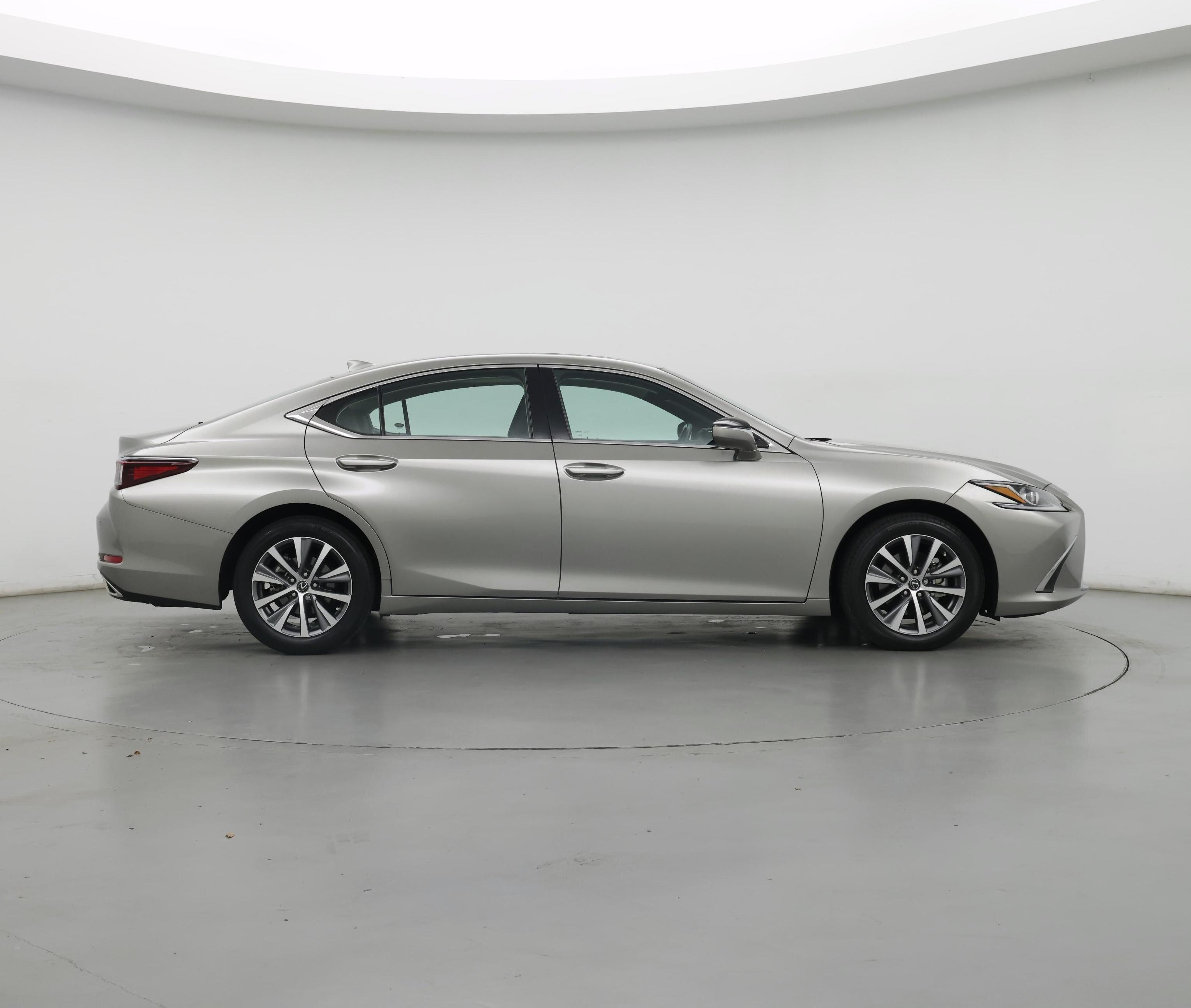 Thumbnail: 2020 Lexus ES - 7