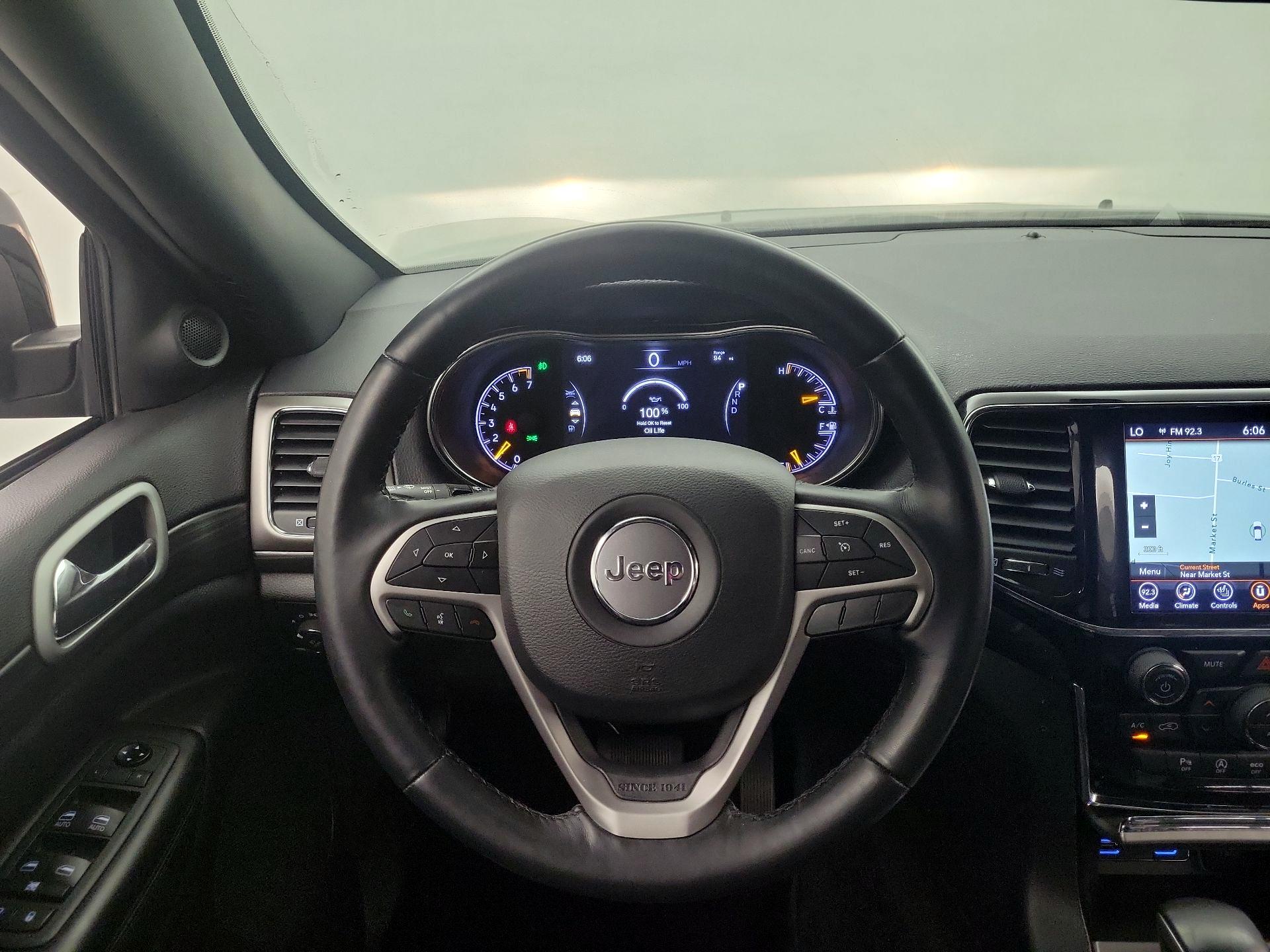 Thumbnail: 2021 Jeep Grand Cherokee - 10