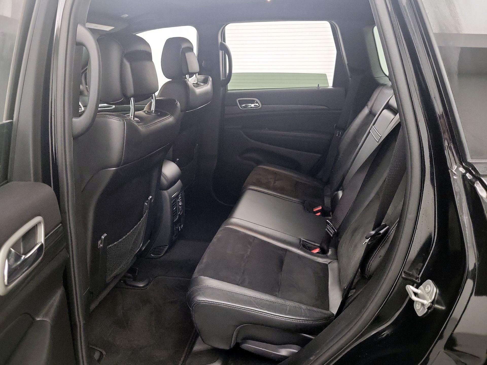 Thumbnail: 2021 Jeep Grand Cherokee - 20