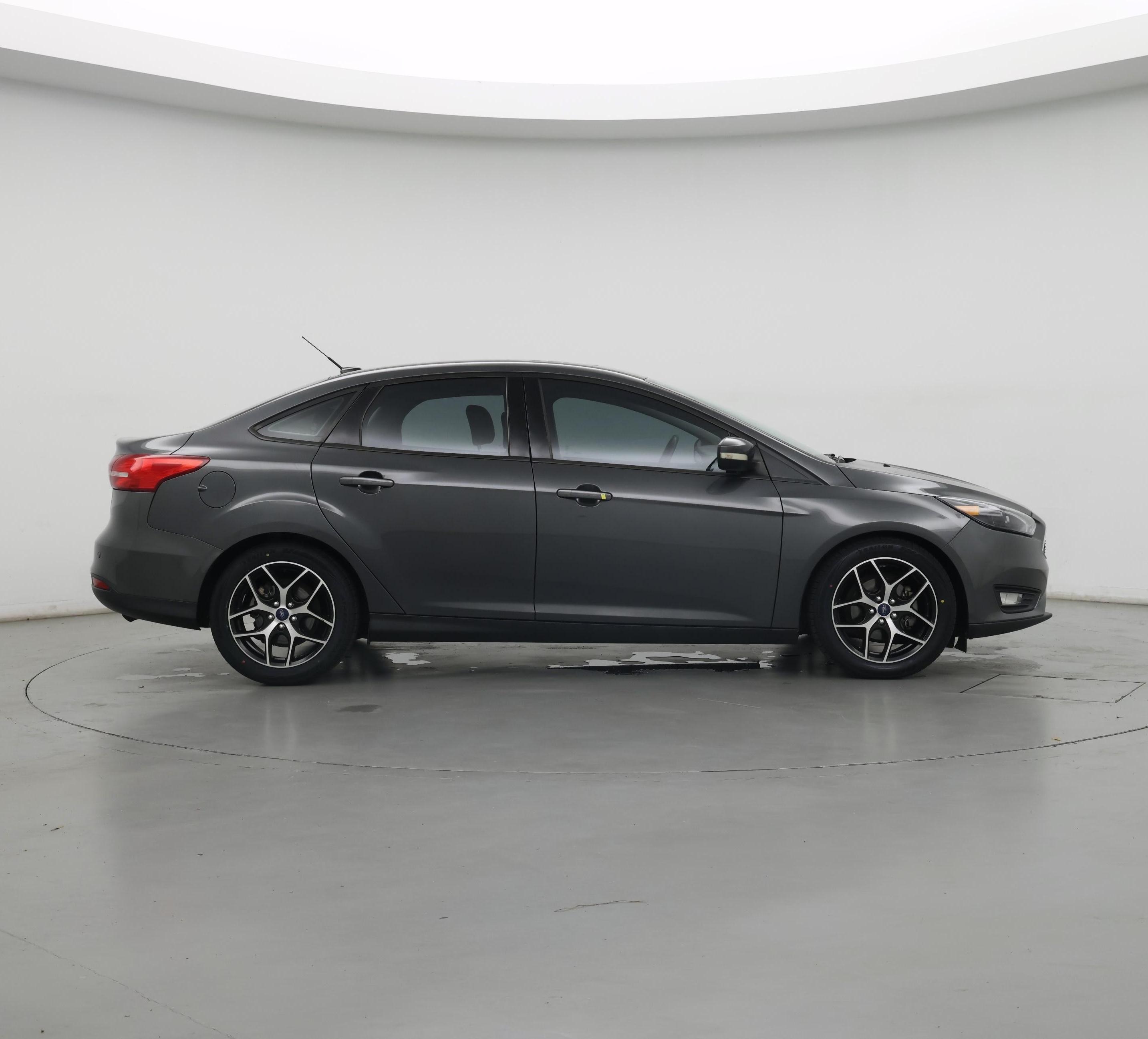 Thumbnail: 2017 Ford Focus - 7