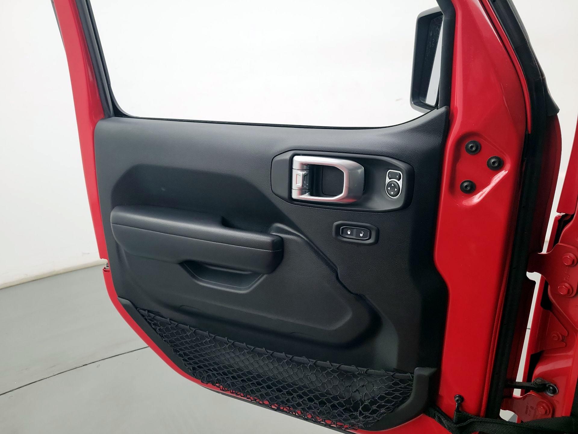 Thumbnail: 2020 Jeep Wrangler - 12
