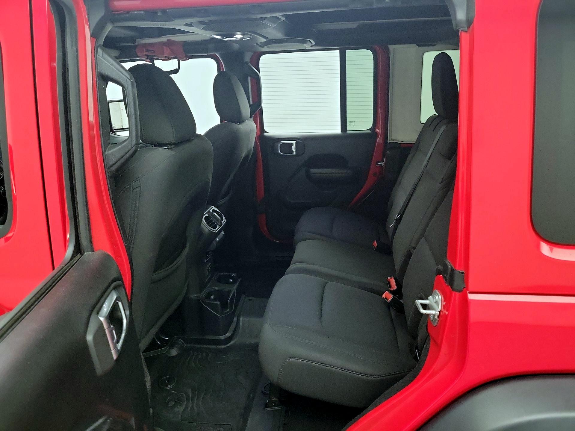 Thumbnail: 2020 Jeep Wrangler - 20