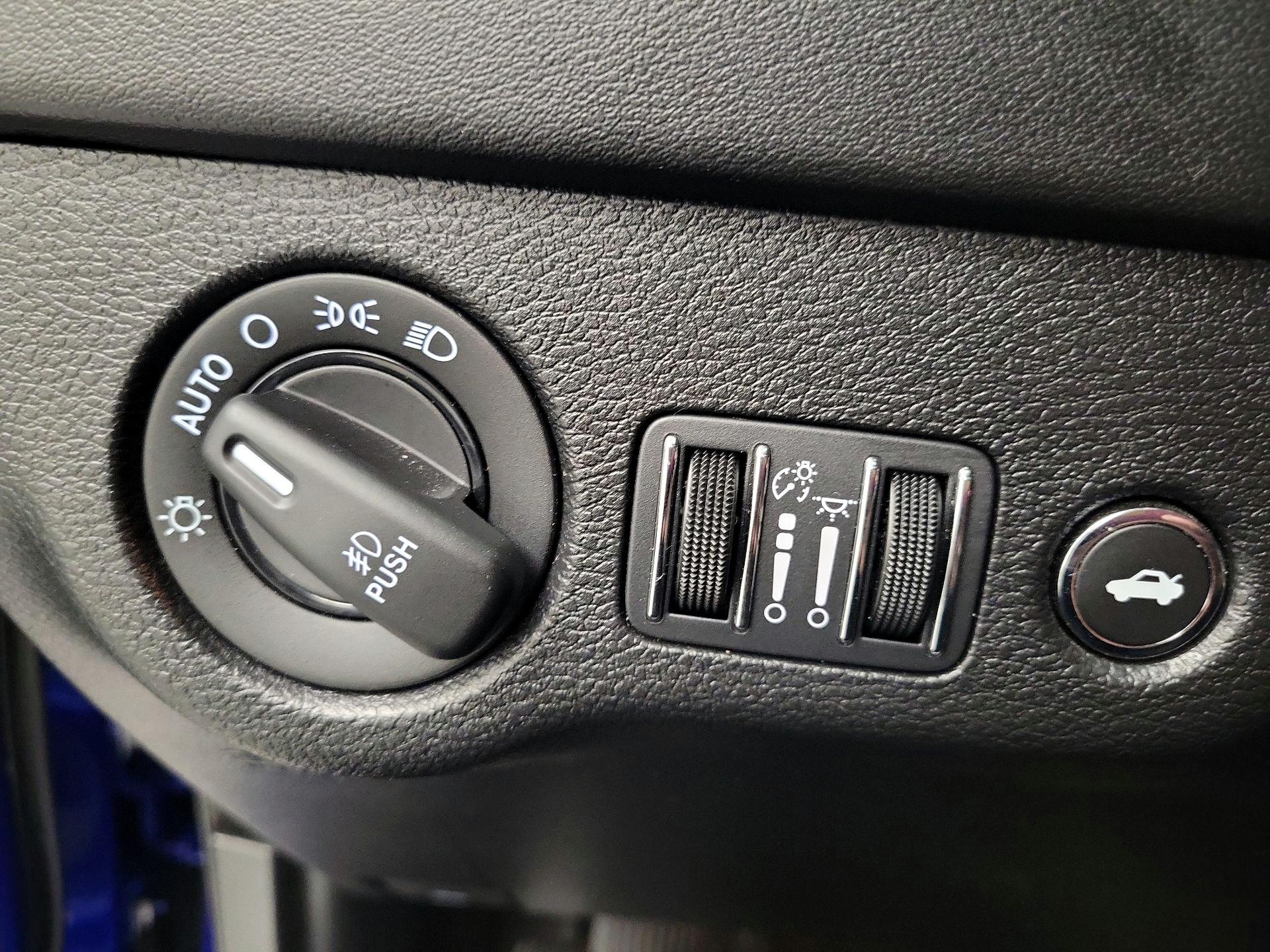 Thumbnail: 2022 Dodge Charger - 13