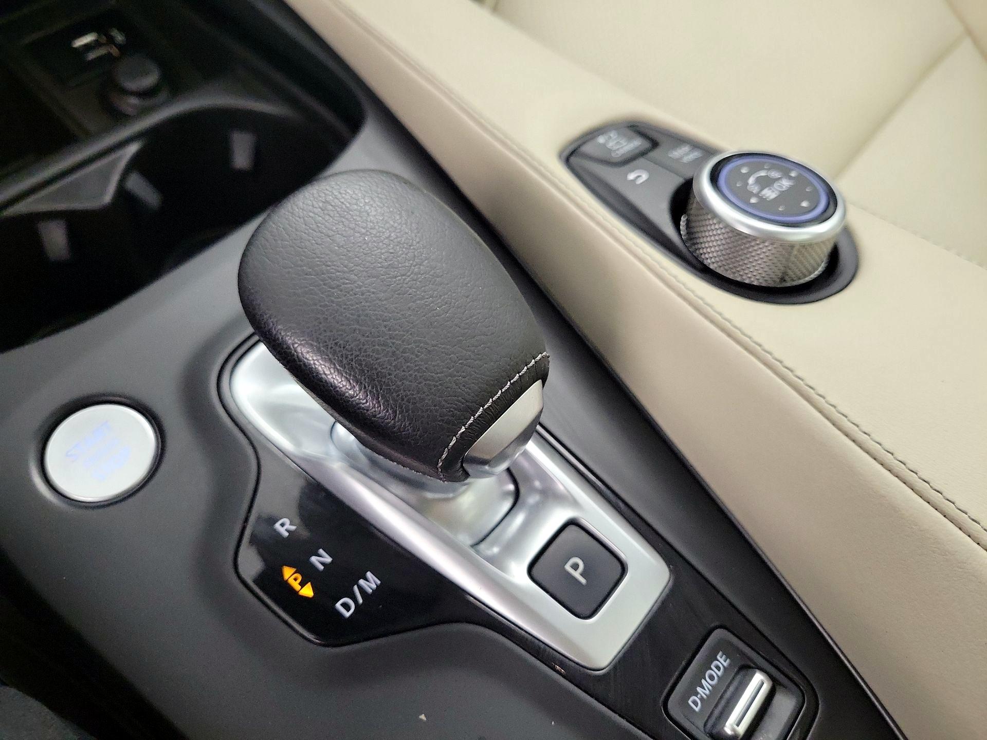 Thumbnail: 2019 INFINITI QX50 - 18