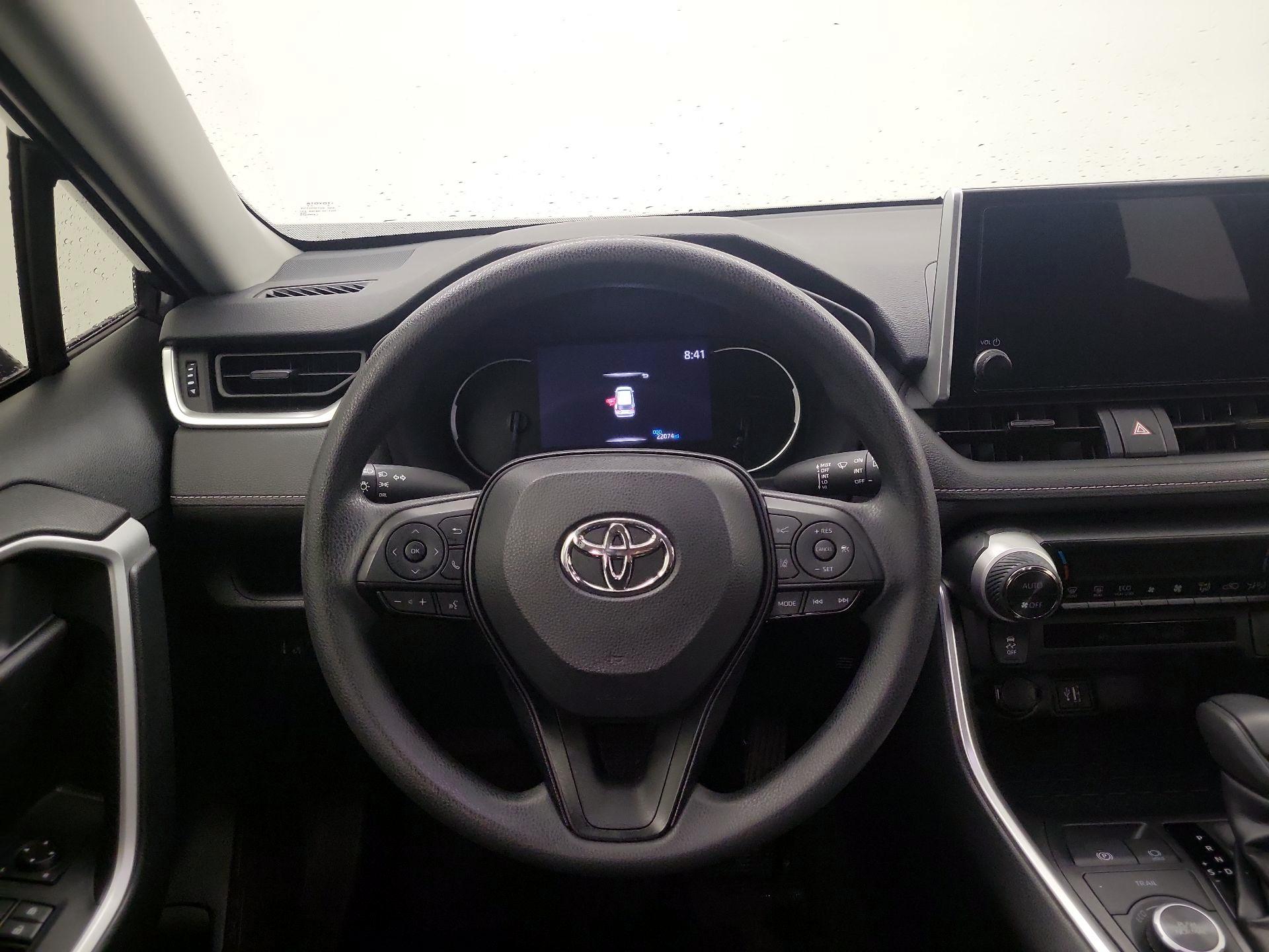 Thumbnail: 2024 Toyota RAV4 - 10