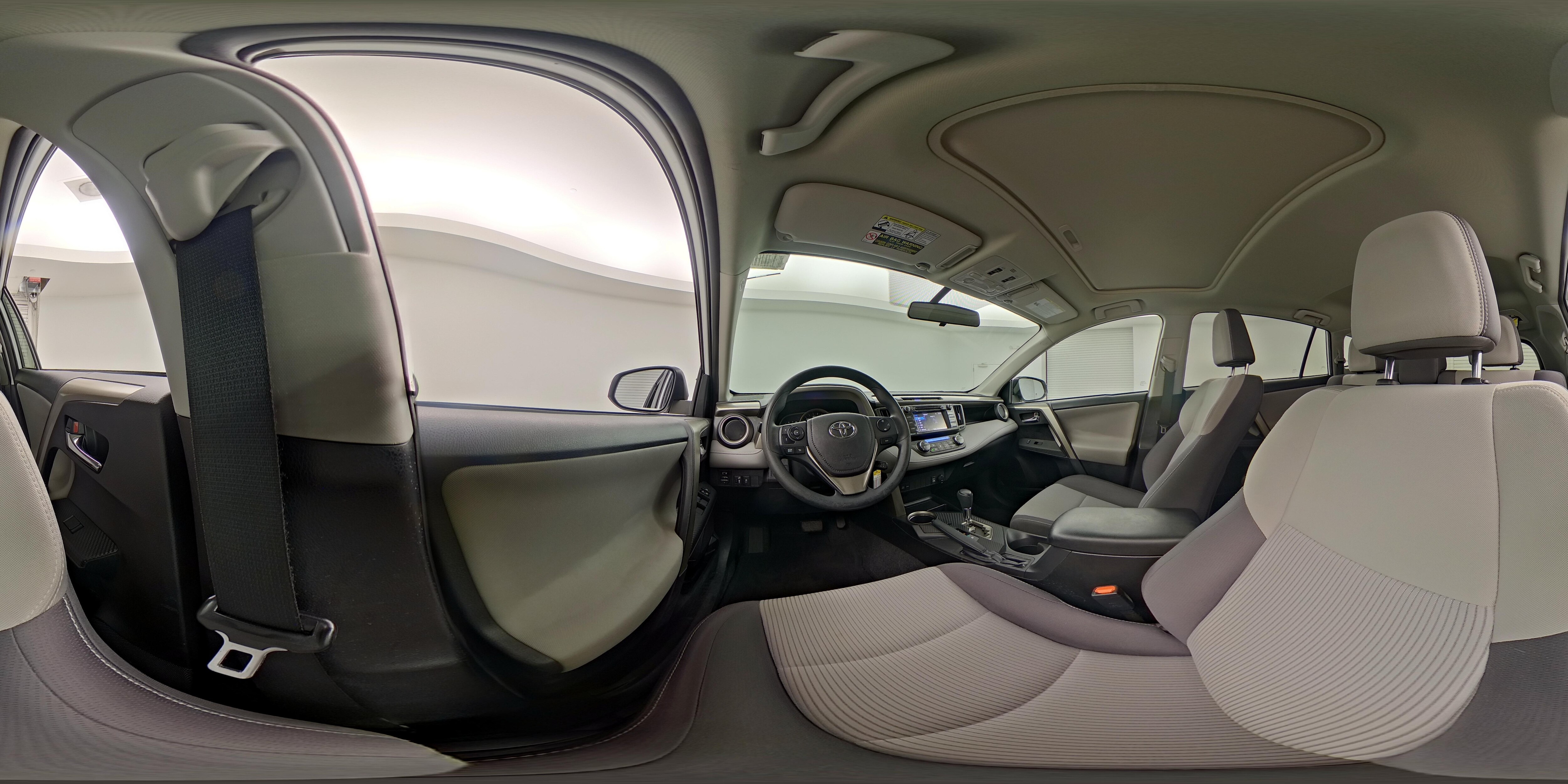 2014 Toyota RAV4 XLE - Photo 24