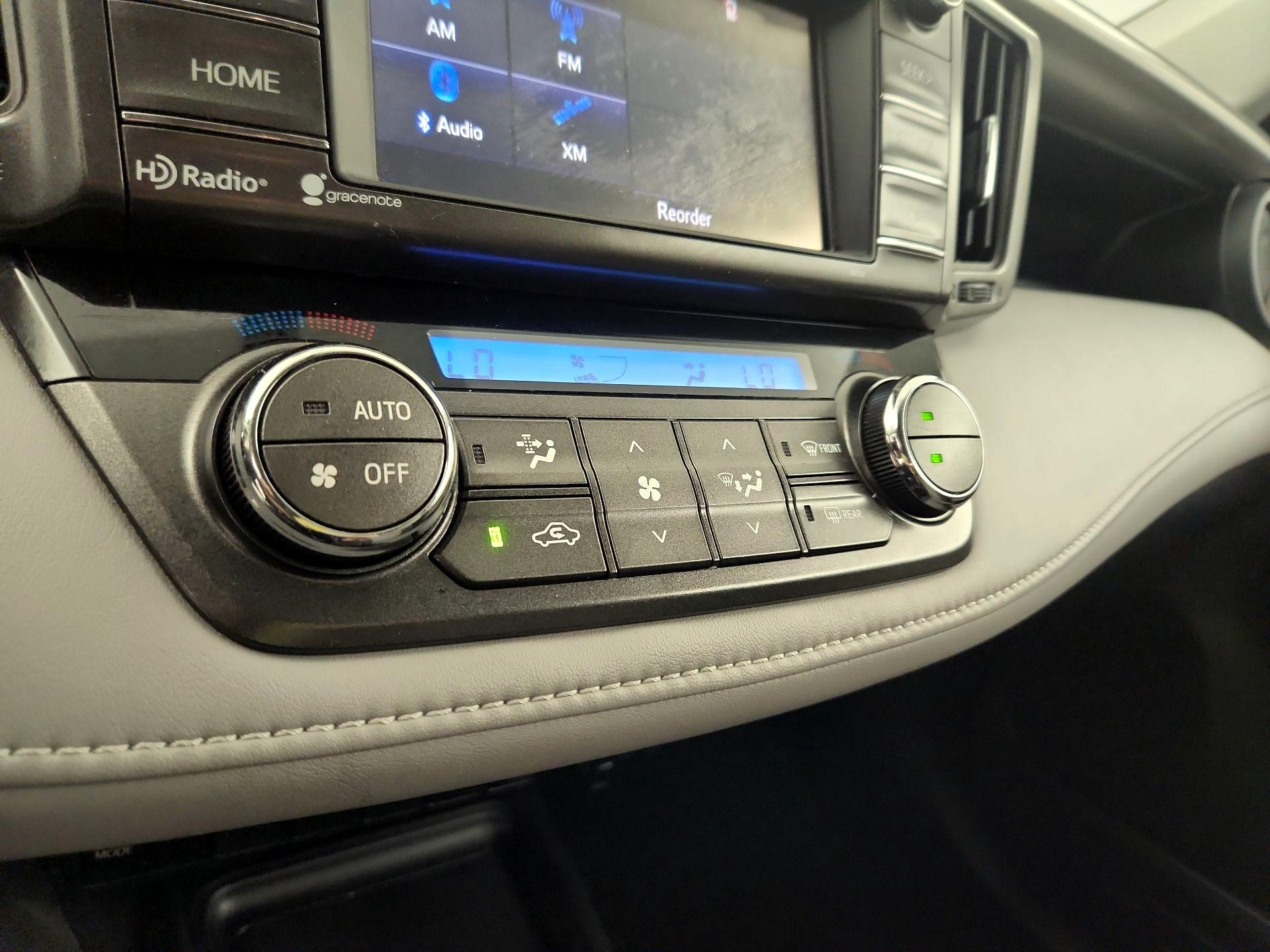 Thumbnail: 2014 Toyota RAV4 - 14