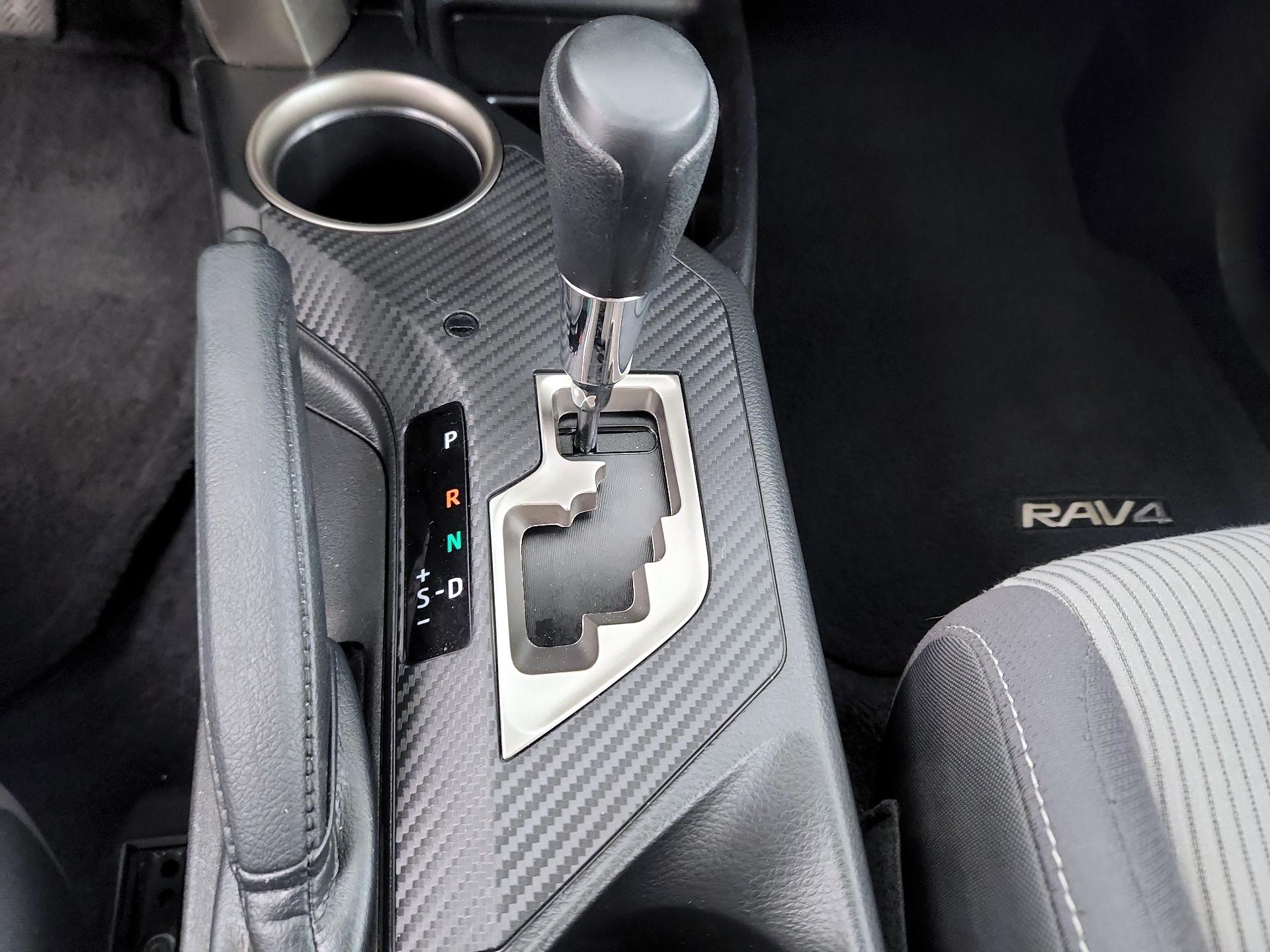 Thumbnail: 2014 Toyota RAV4 - 15