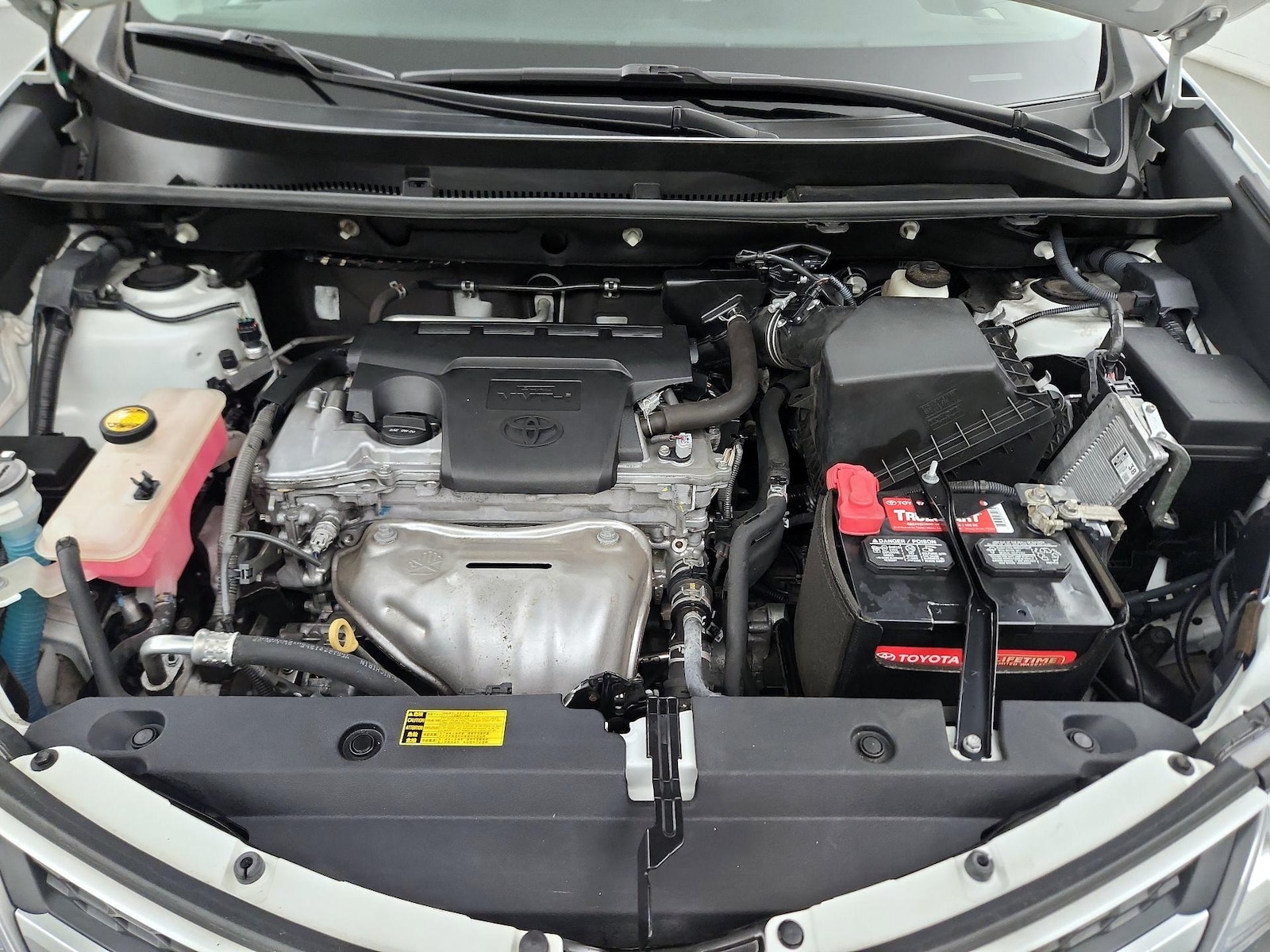 2014 Toyota RAV4 XLE - Photo 20
