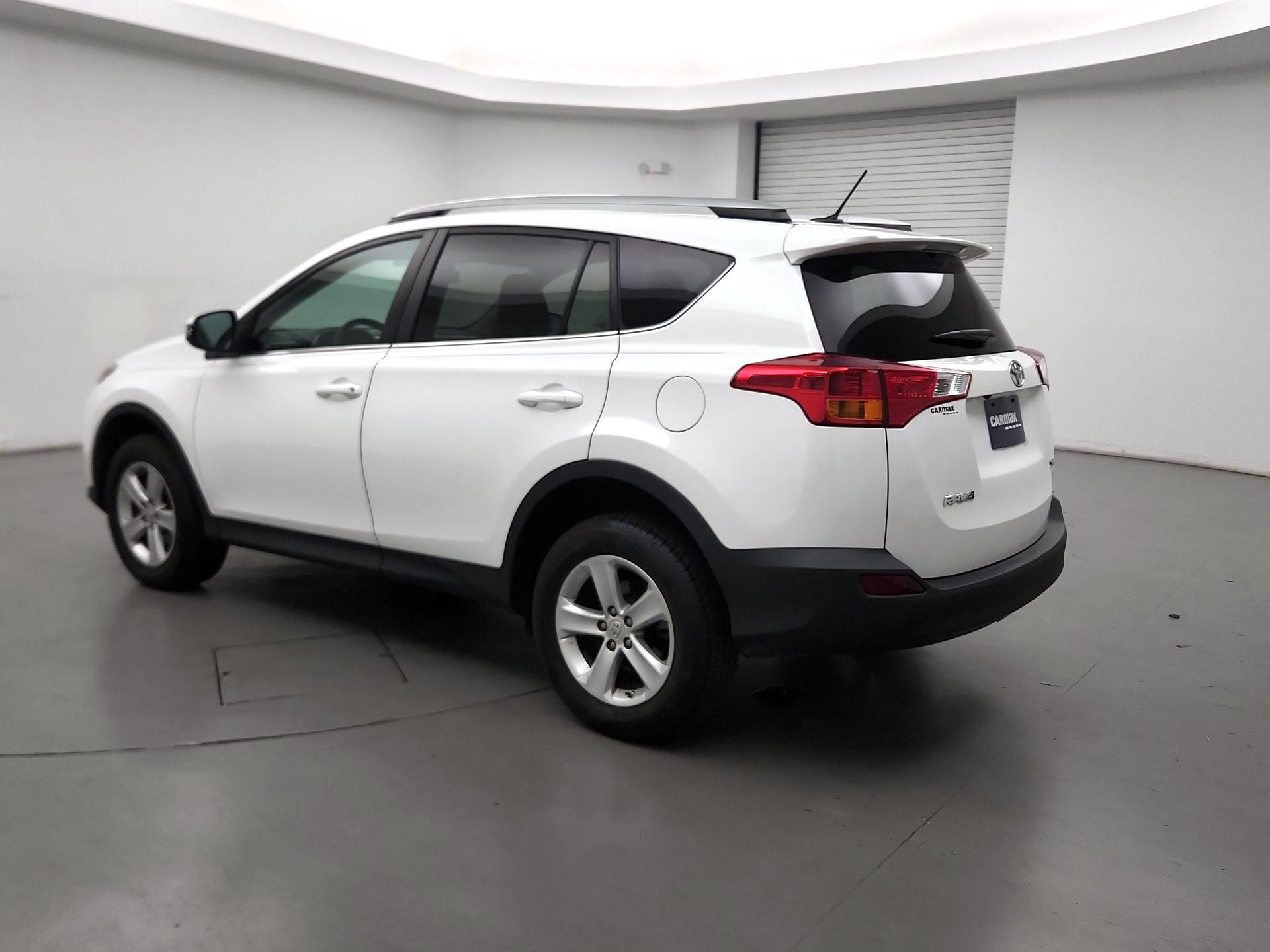 Thumbnail: 2014 Toyota RAV4 - 7