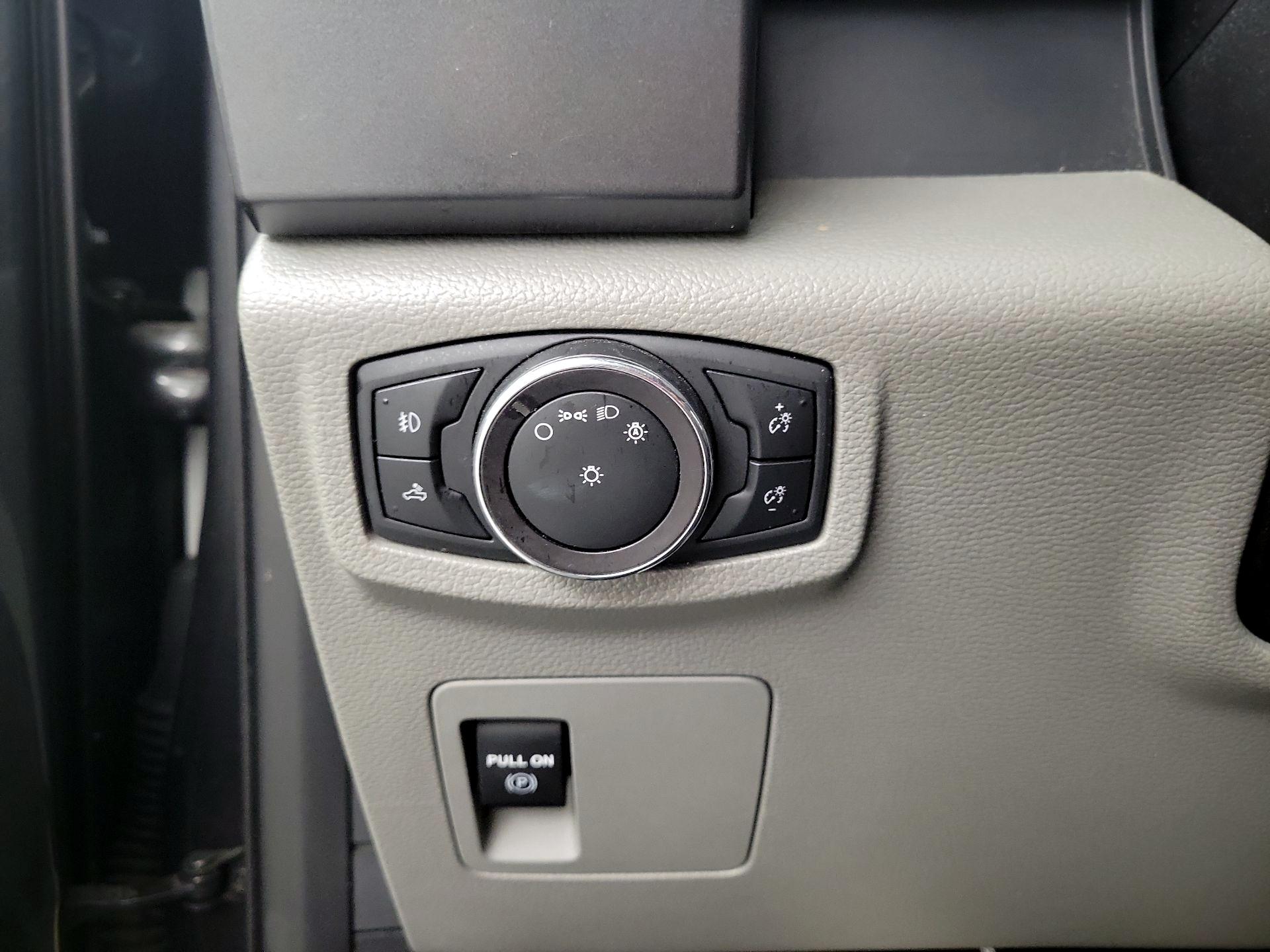 Thumbnail: 2019 Ford F-150 - 11