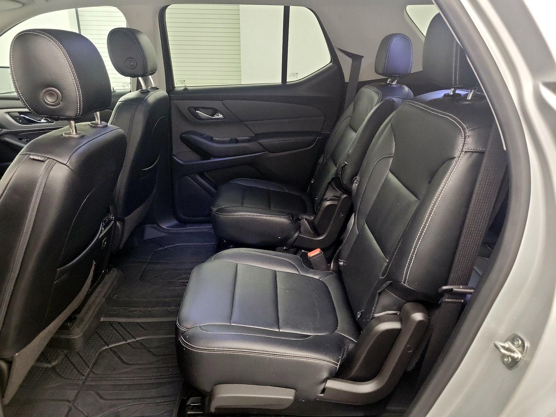 Thumbnail: 2021 Chevrolet Traverse - 15