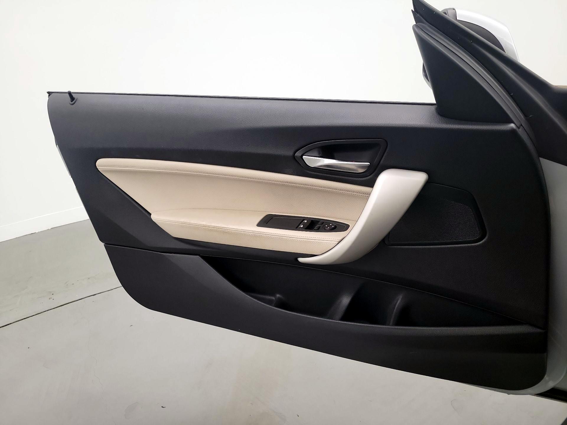 Thumbnail: 2015 BMW 2 Series - 12