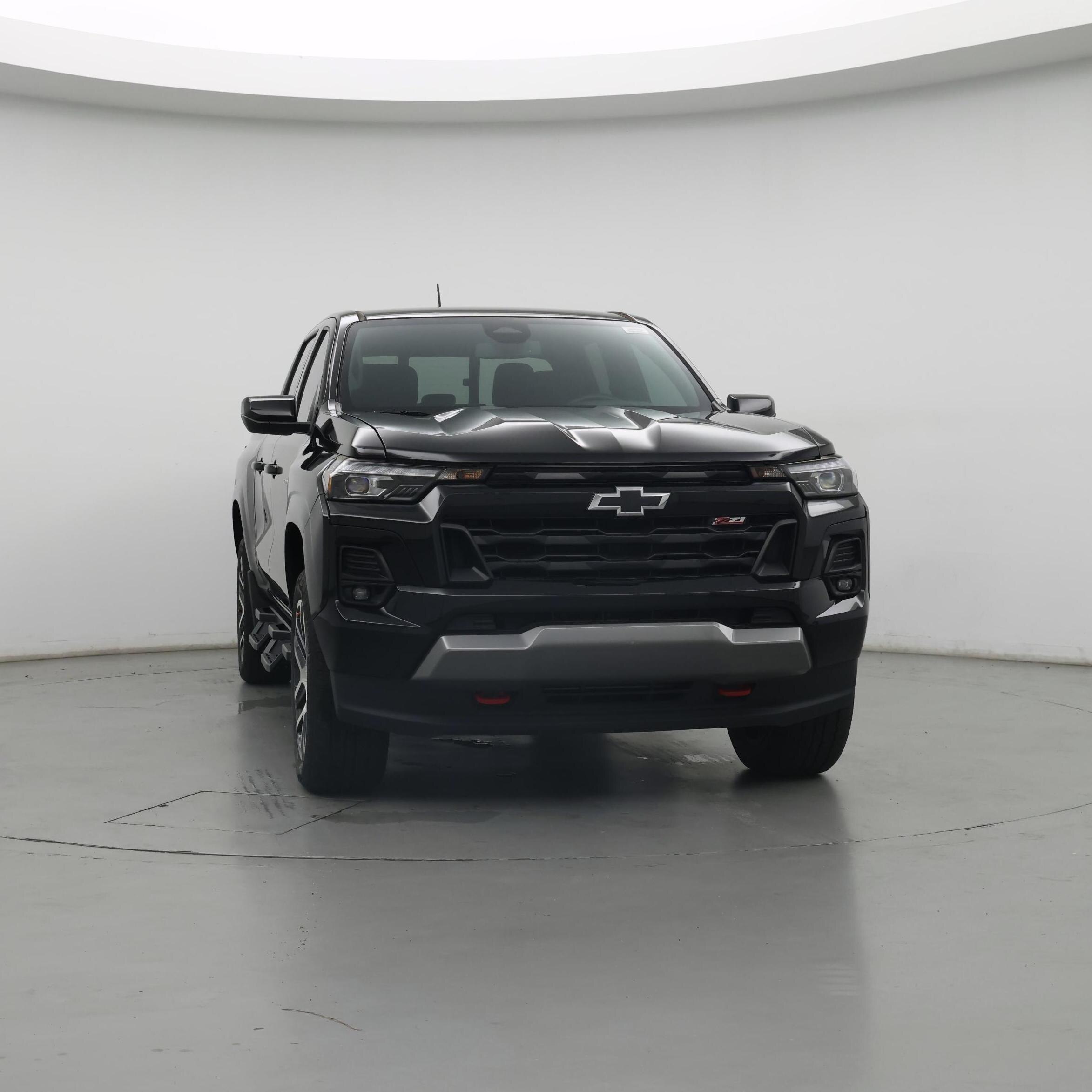 Thumbnail: 2023 Chevrolet Colorado - 5
