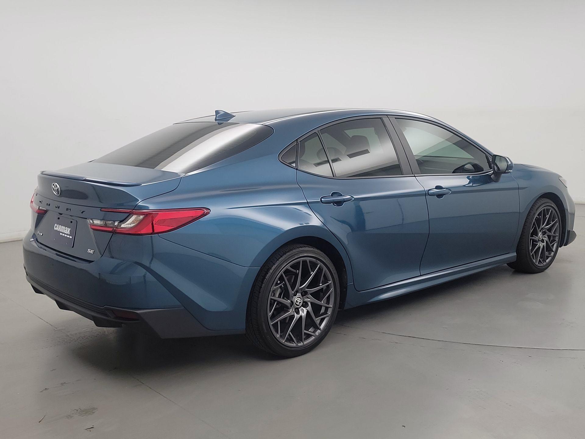 Thumbnail: 2025 Toyota Camry - 5