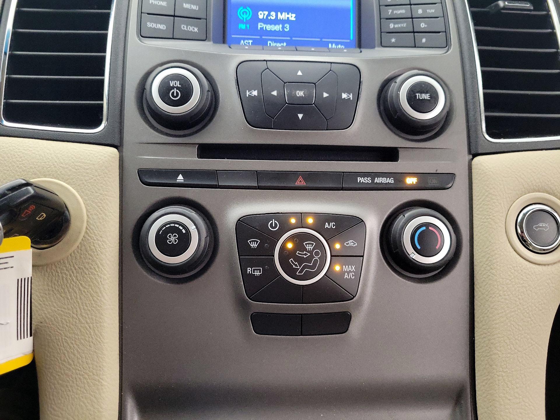 Thumbnail: 2018 Ford Taurus - 16