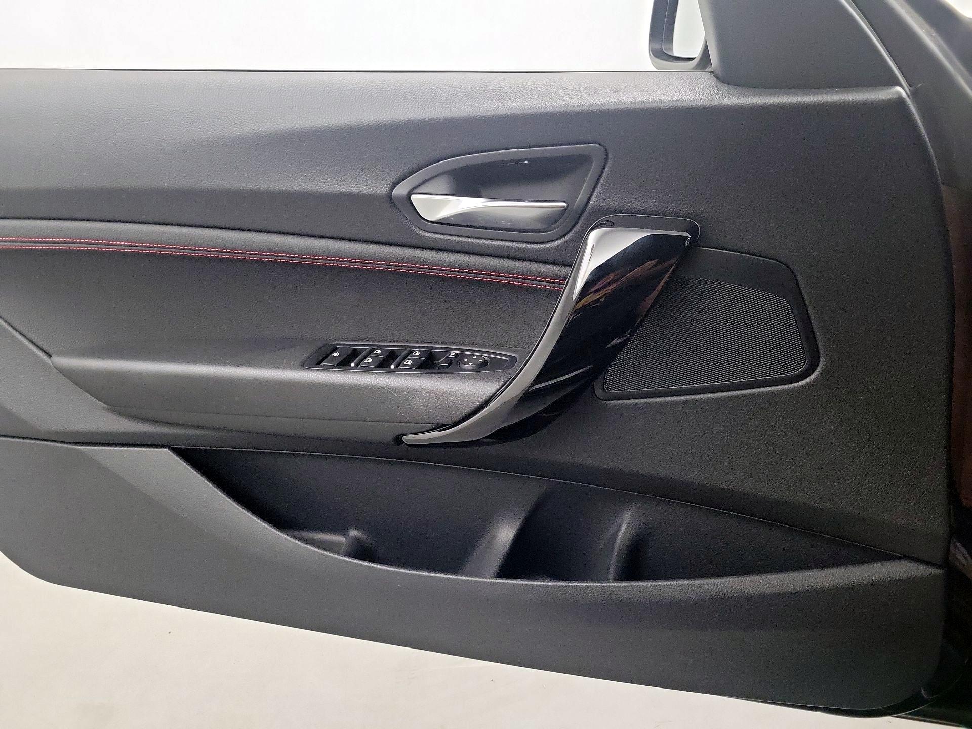 Thumbnail: 2020 BMW 2 Series - 10