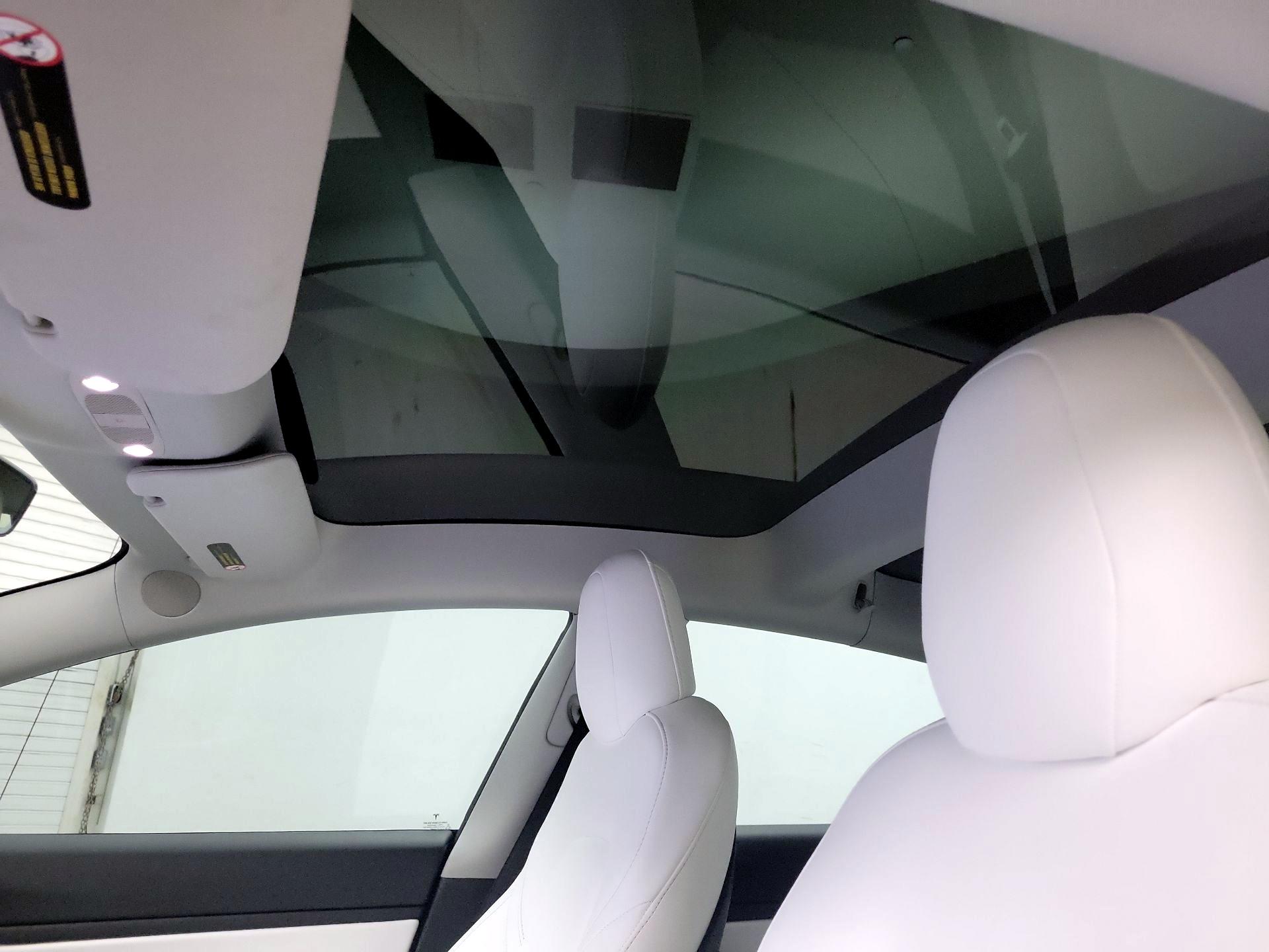 Thumbnail: 2021 Tesla Model 3 - 17