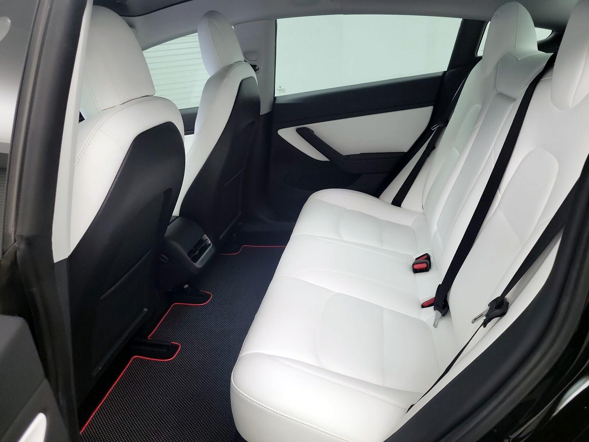 Thumbnail: 2021 Tesla Model 3 - 18