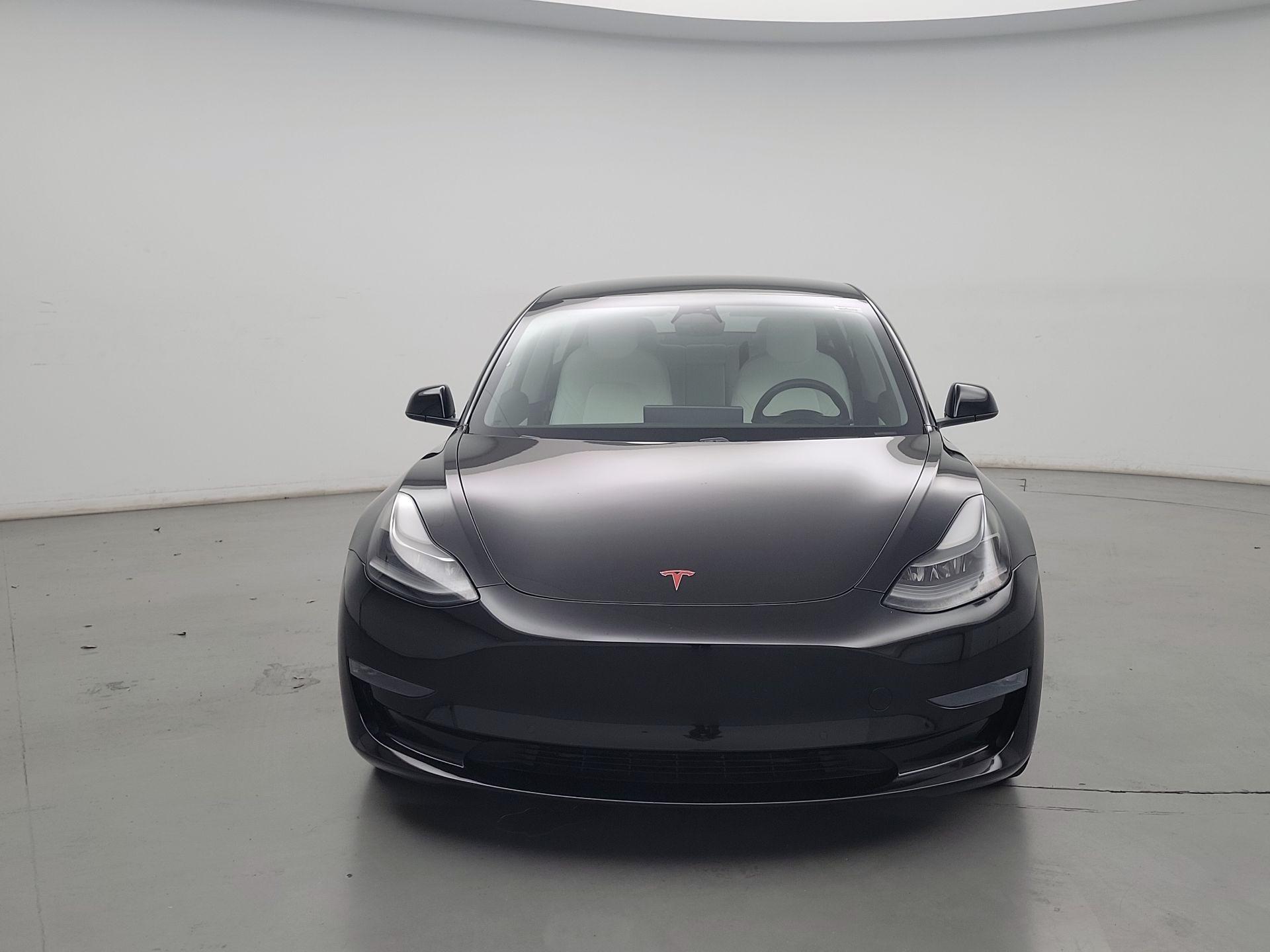 Thumbnail: 2021 Tesla Model 3 - 2