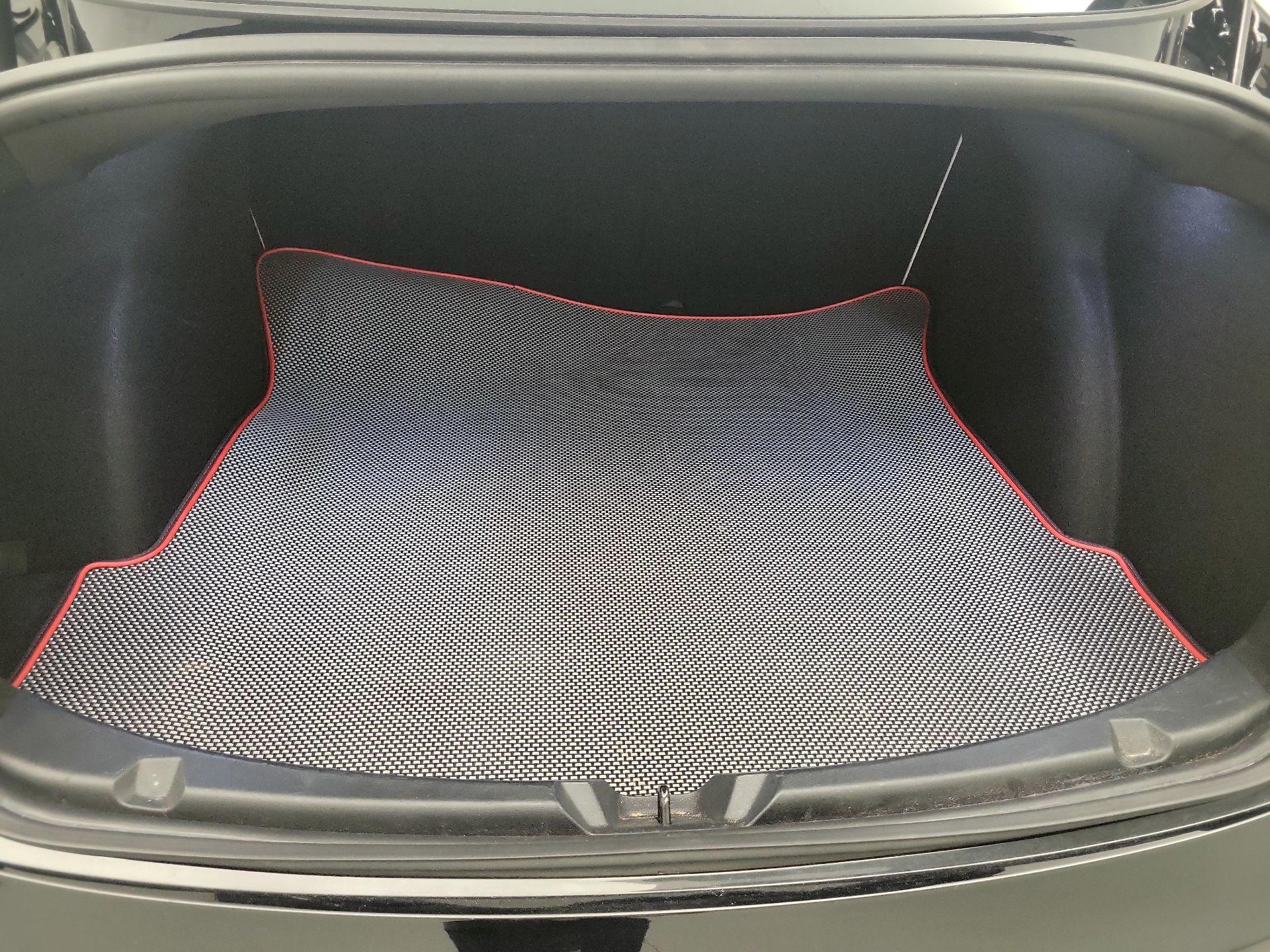 Thumbnail: 2021 Tesla Model 3 - 19