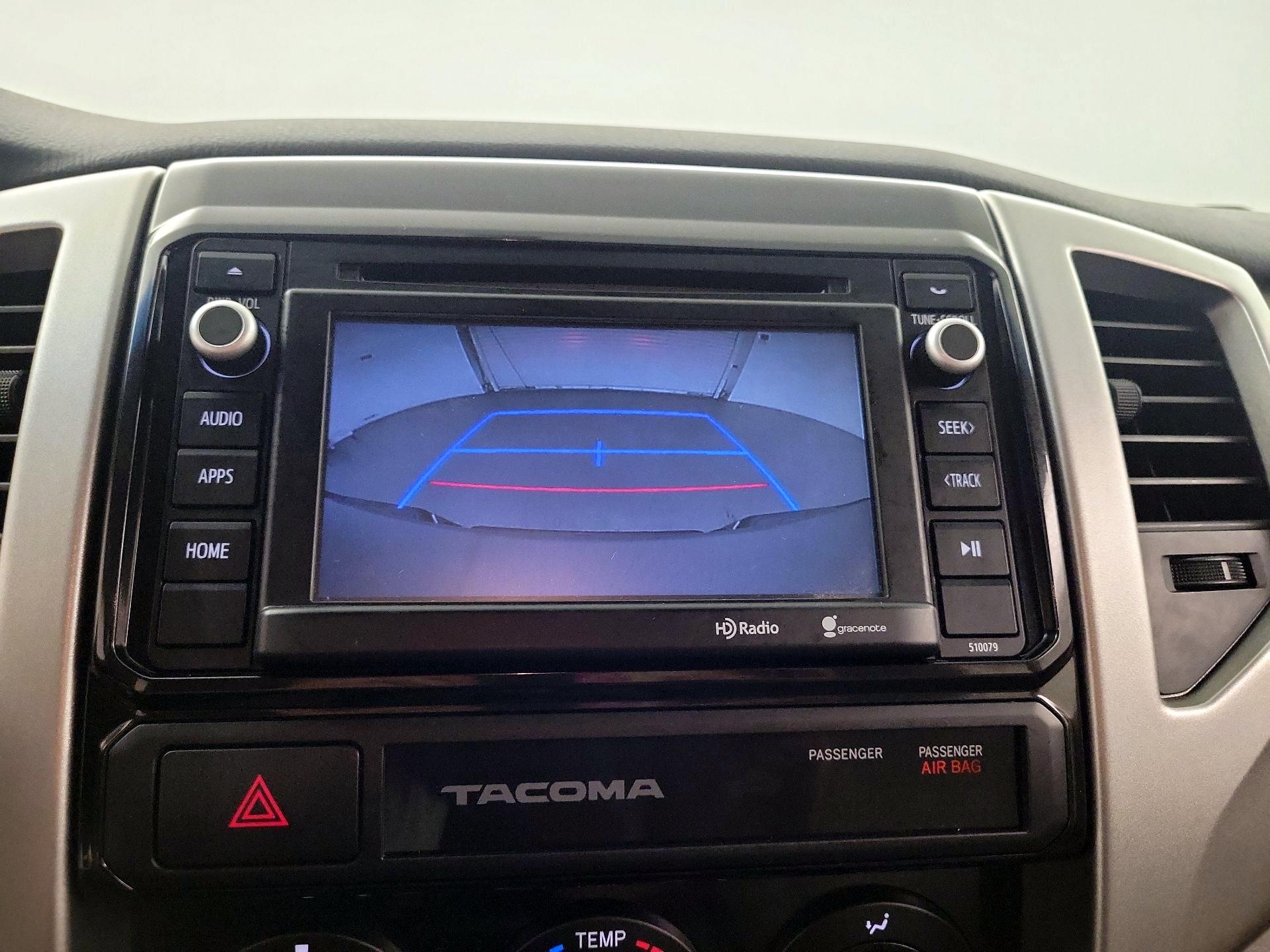 Thumbnail: 2015 Toyota Tacoma - 12