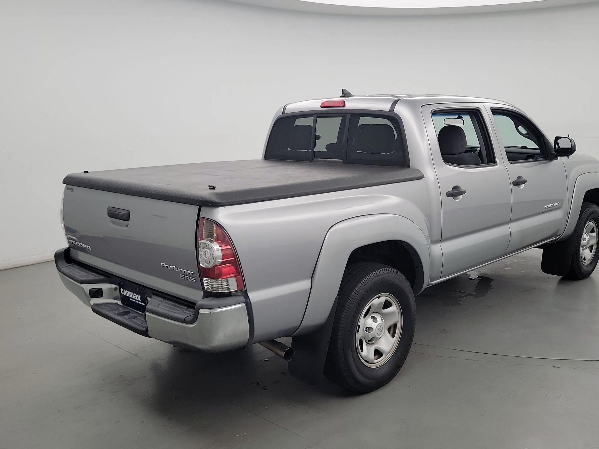 Thumbnail: 2015 Toyota Tacoma - 5