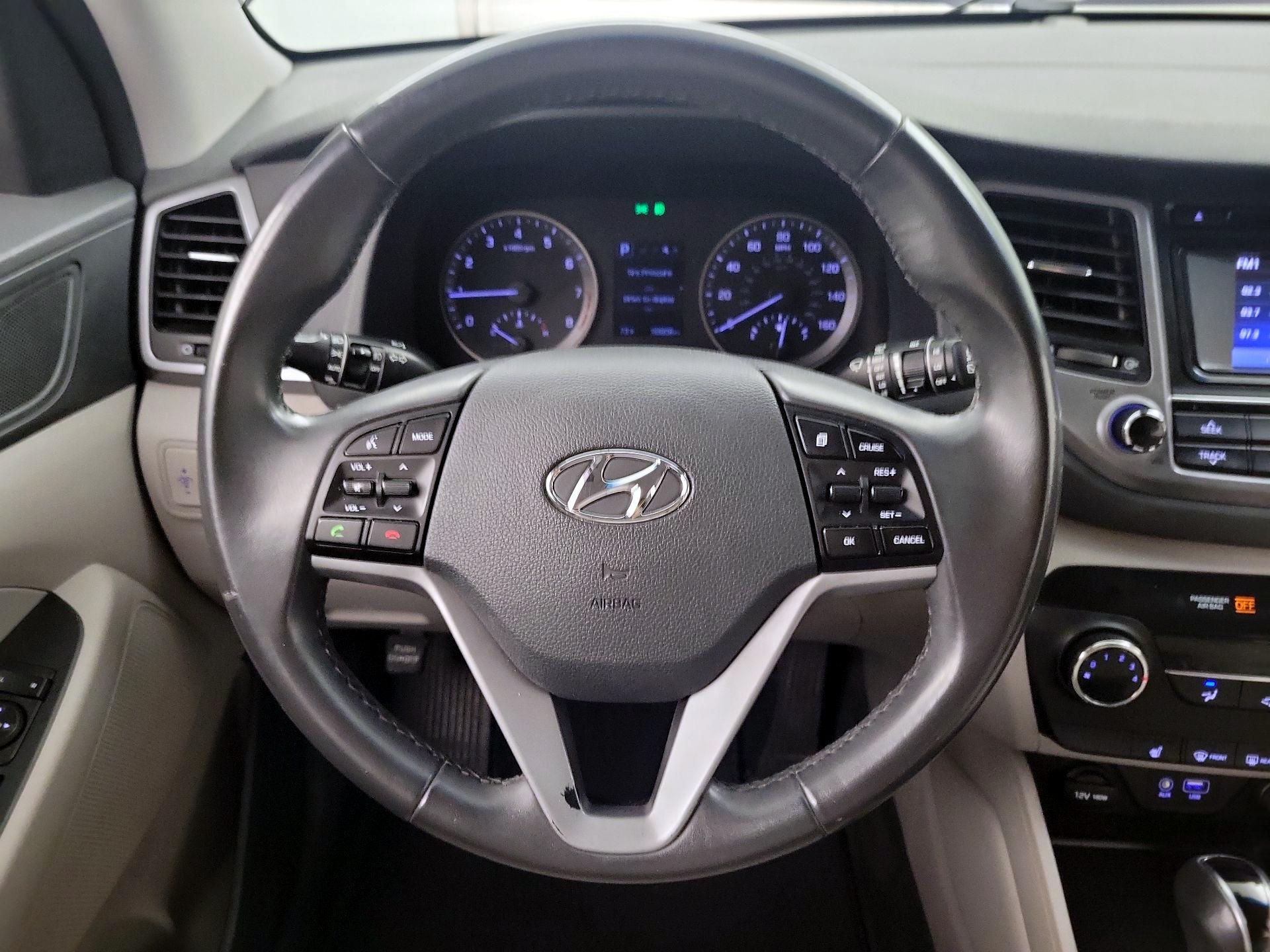Thumbnail: 2017 Hyundai Tucson - 10