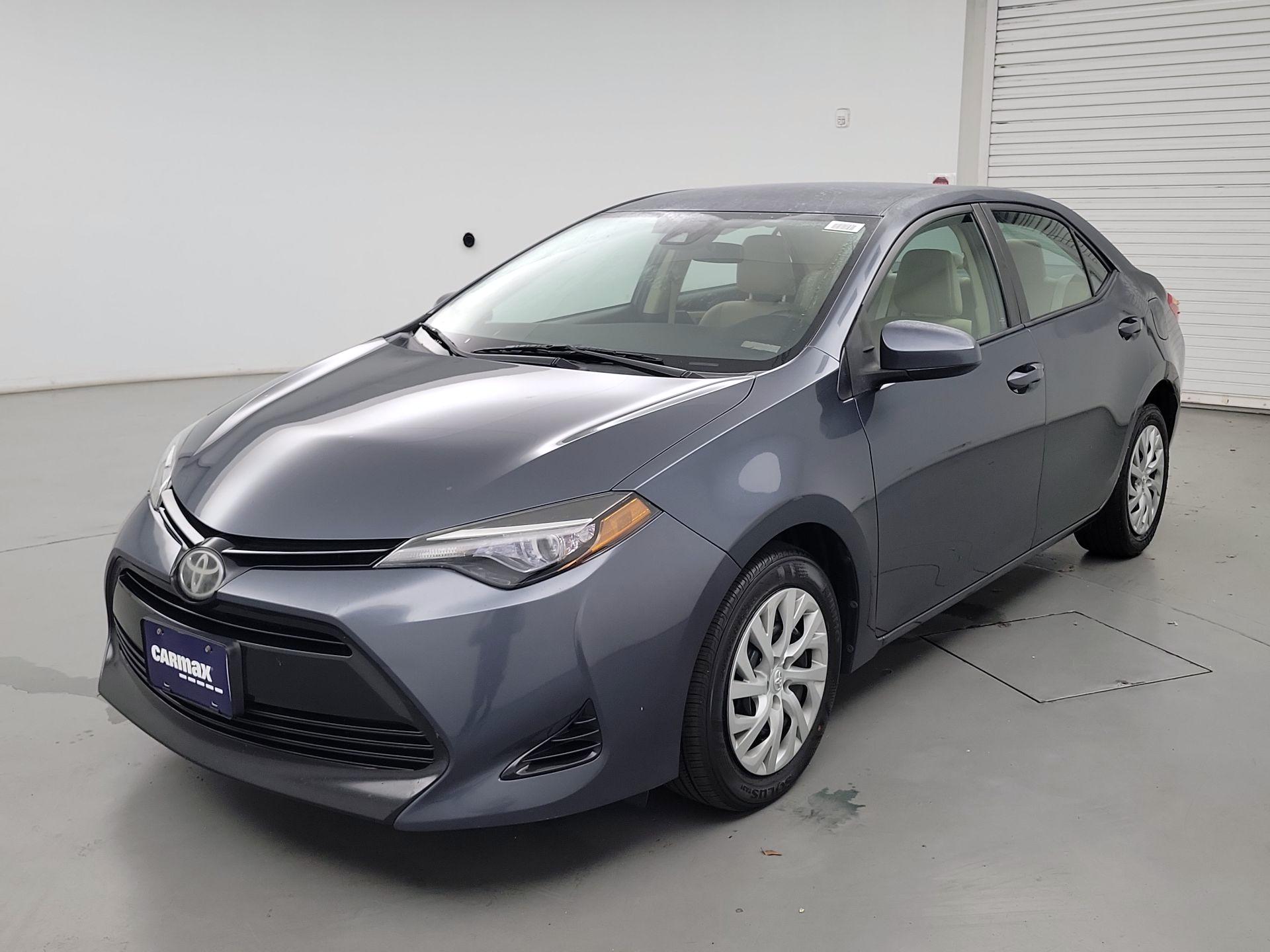Thumbnail: 2017 Toyota Corolla - 3