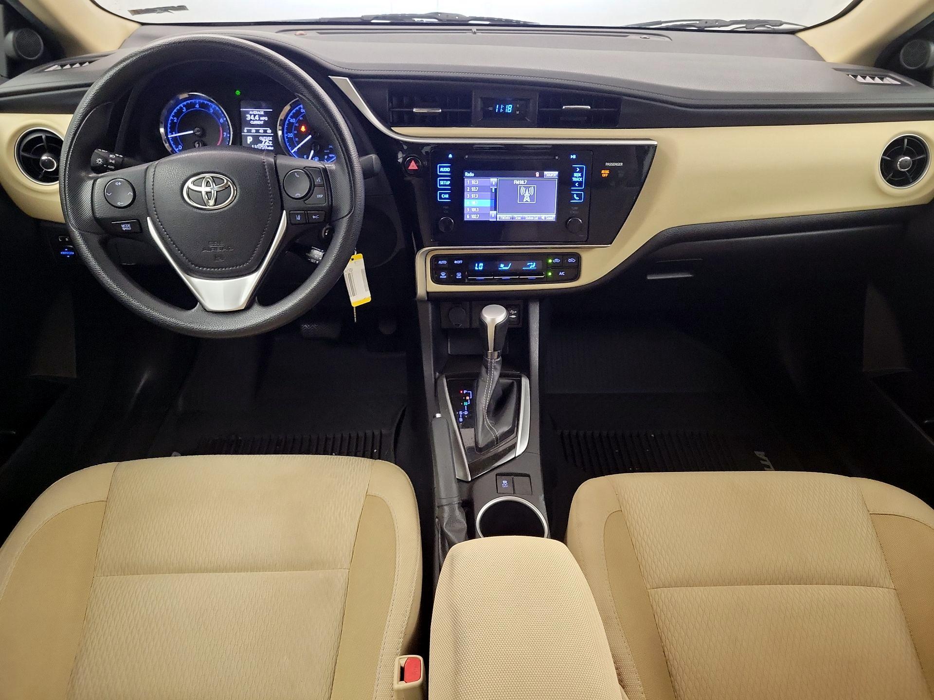 Thumbnail: 2017 Toyota Corolla - 8