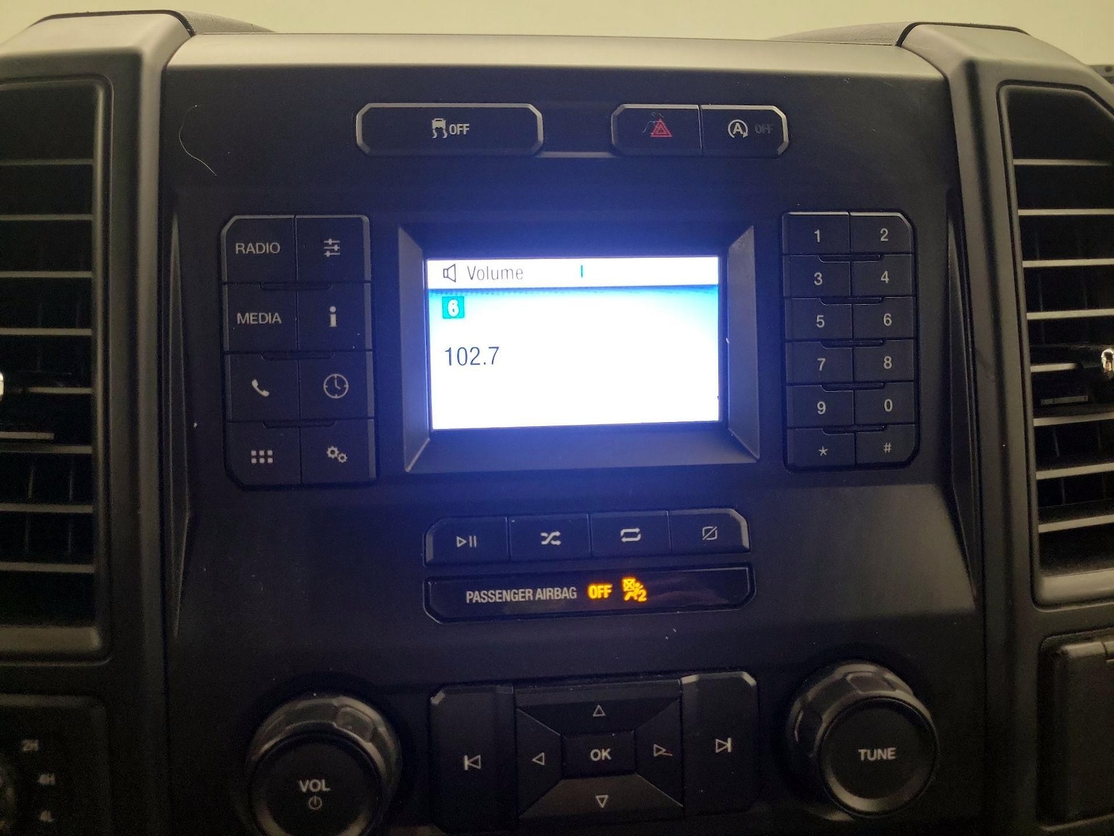 2020 Ford F-150 XL - Photo 14