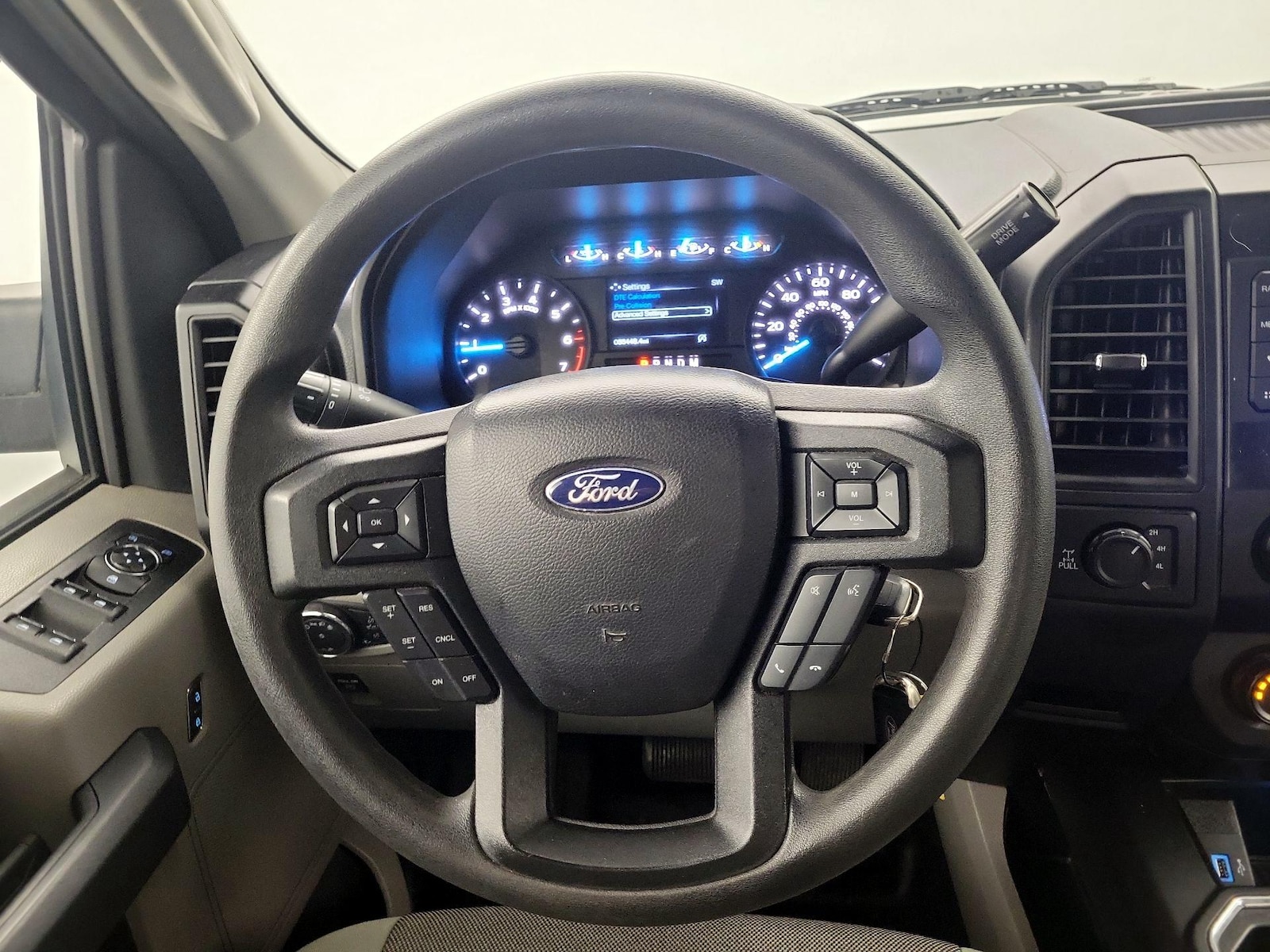 2020 Ford F-150 XL - Photo 9