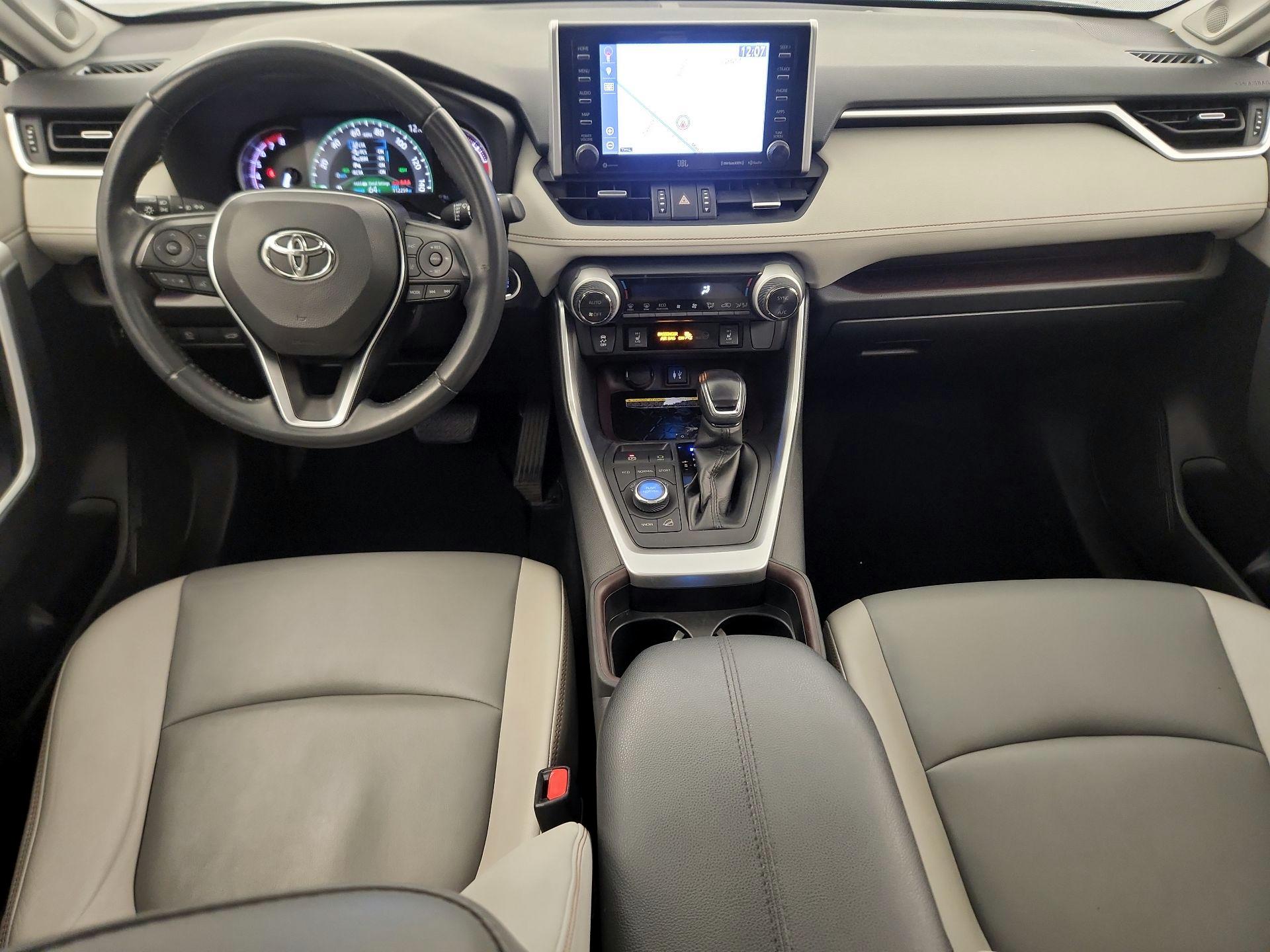 Thumbnail: 2019 Toyota RAV4 - 8