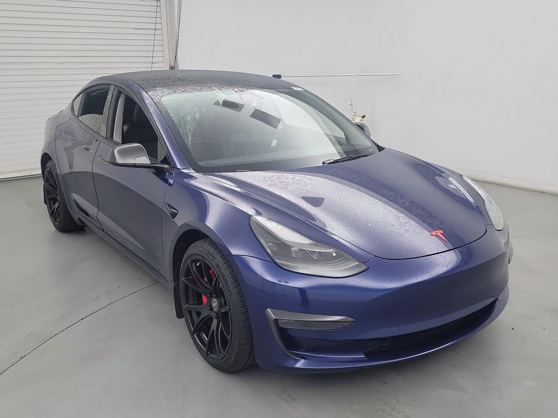 Thumbnail: 2023 Tesla Model 3 - 1