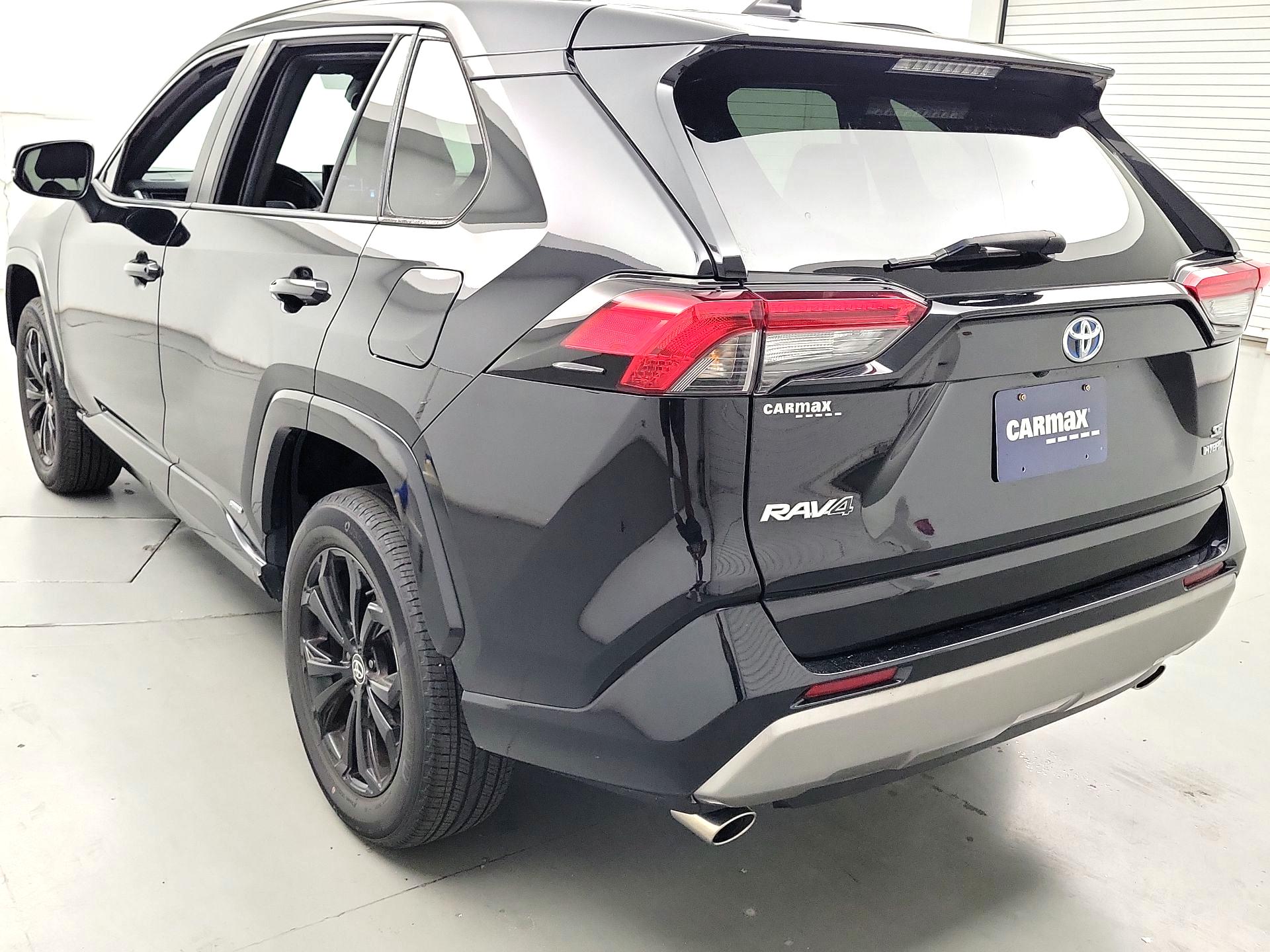 Thumbnail: 2022 Toyota RAV4 - 7