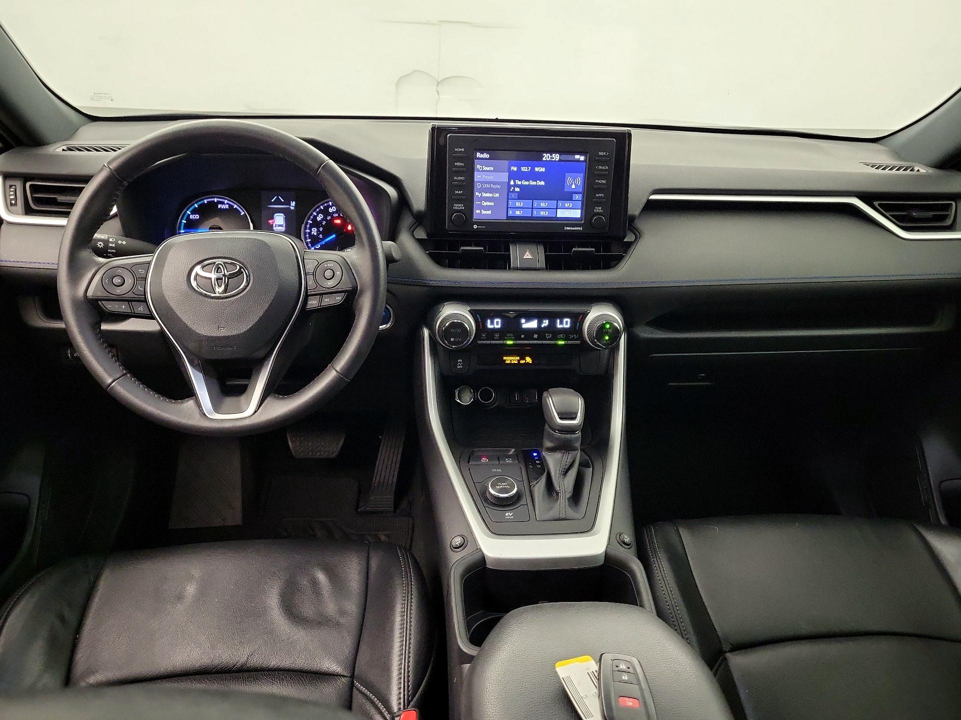 Thumbnail: 2022 Toyota RAV4 - 8