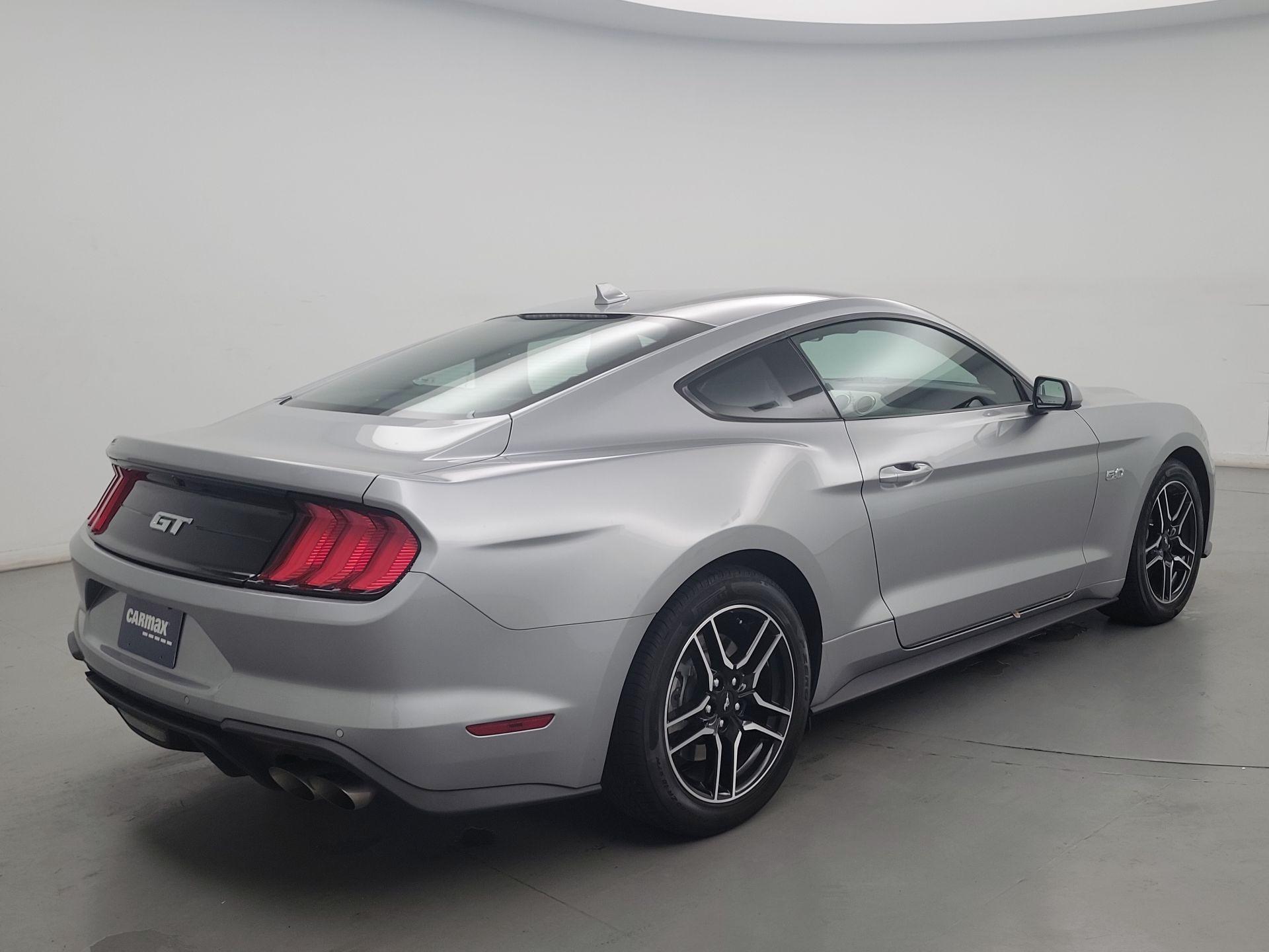 Thumbnail: 2022 Ford Mustang - 5