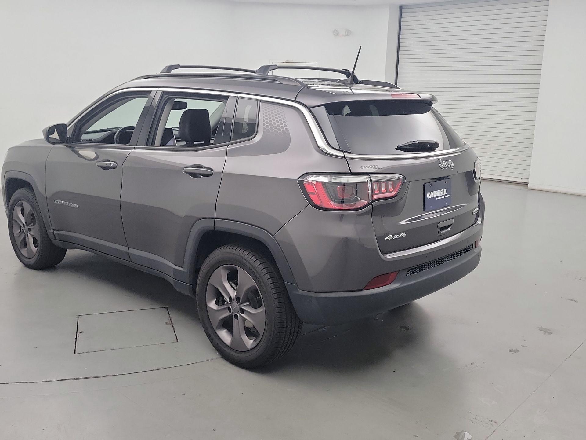 Thumbnail: 2022 Jeep Compass - 7