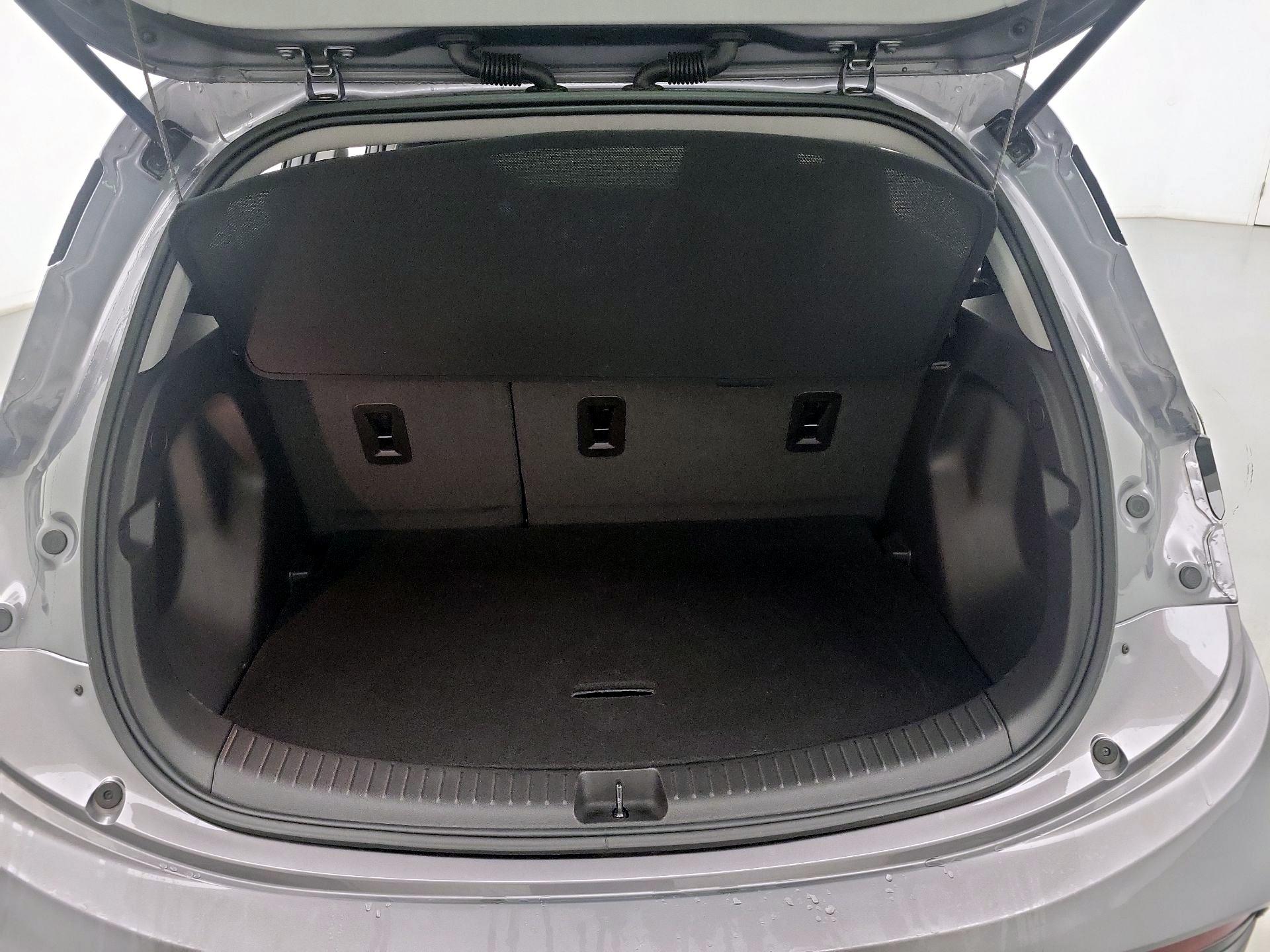 Thumbnail: 2023 Chevrolet Bolt EV - 18