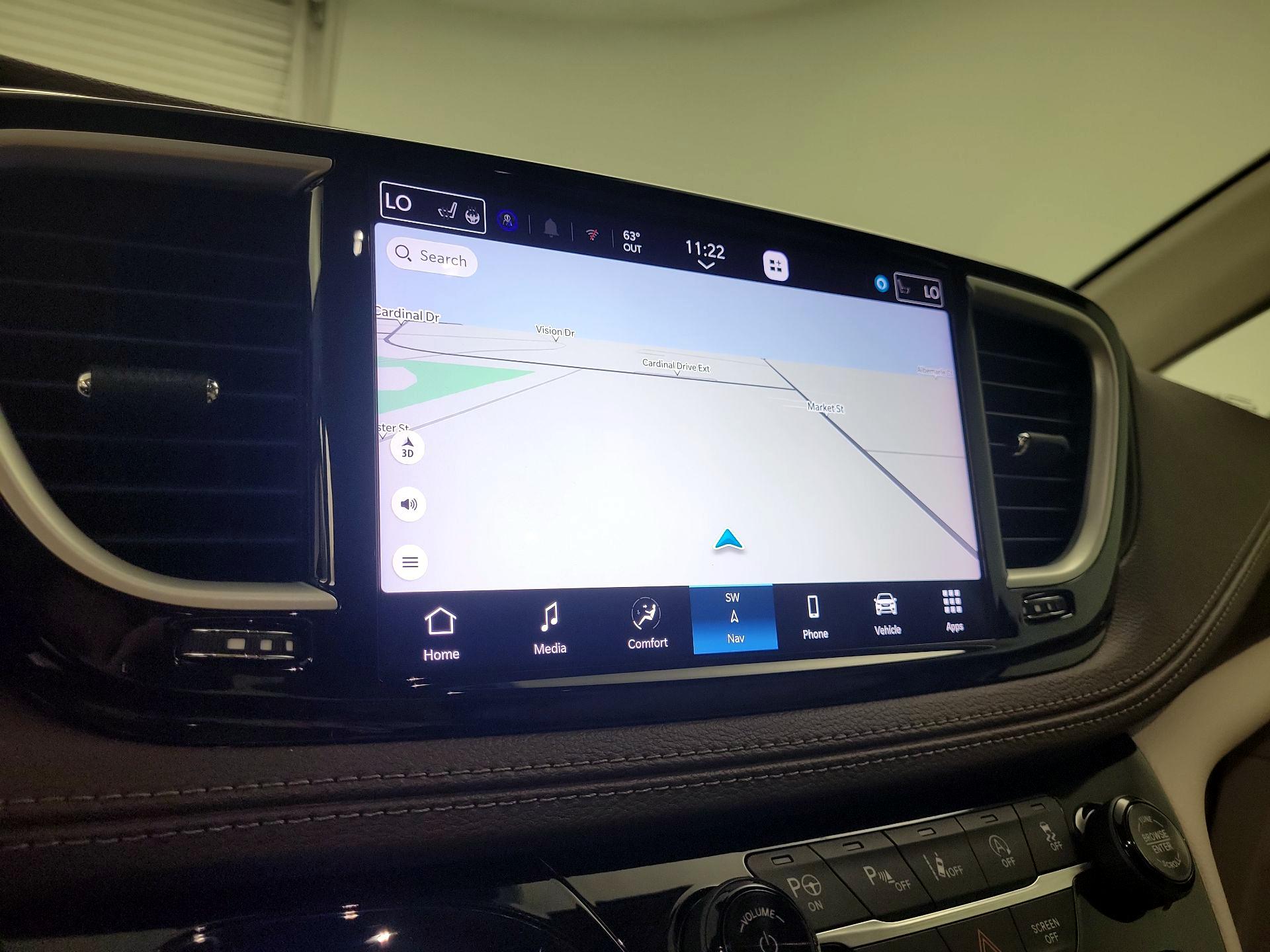 Thumbnail: 2021 Chrysler Pacifica - 14