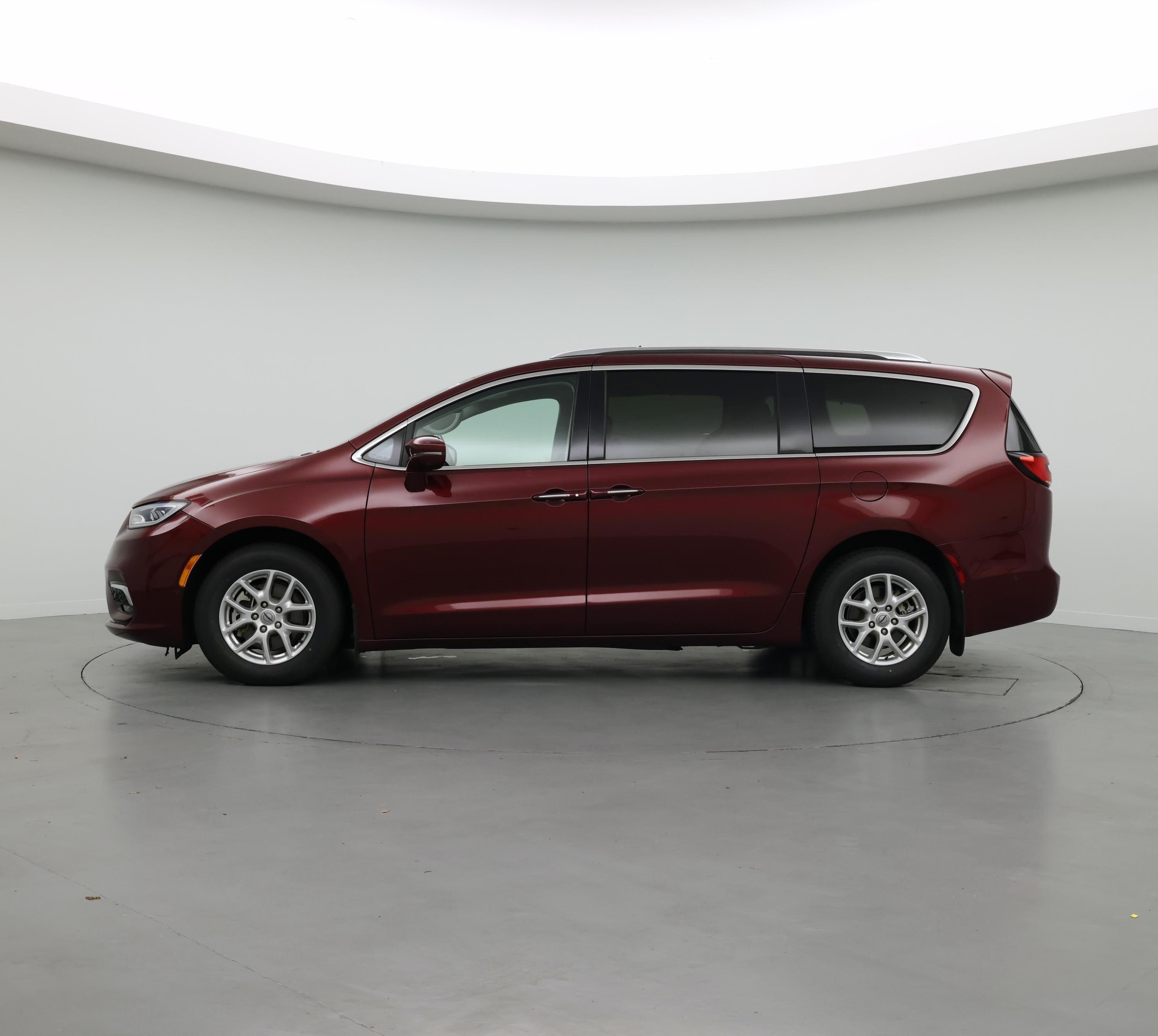 Thumbnail: 2021 Chrysler Pacifica - 3