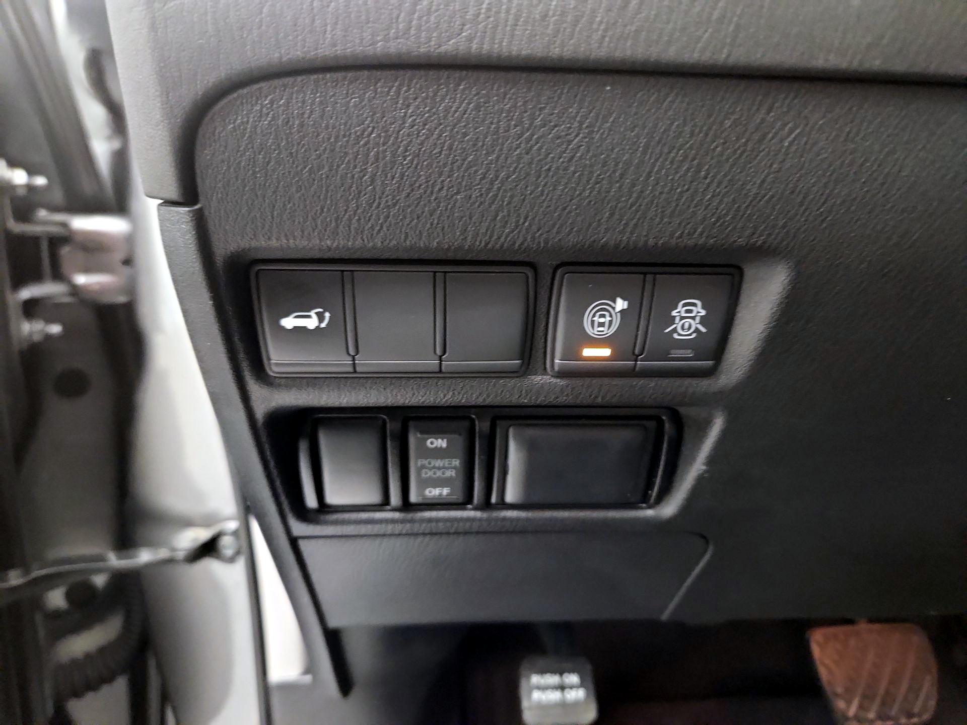 Thumbnail: 2020 Nissan Armada - 11
