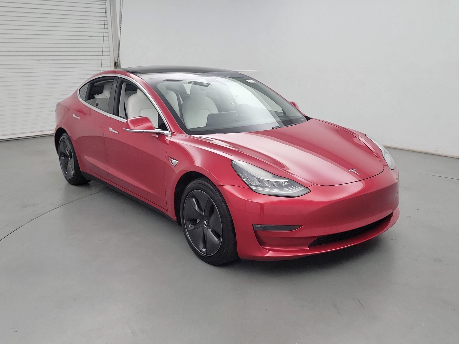 Thumbnail: 2020 Tesla Model 3 - 1