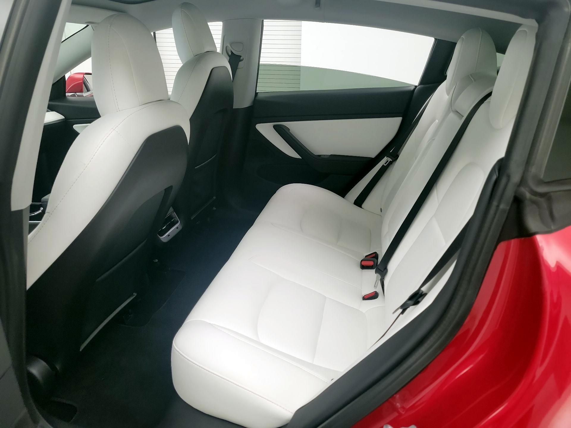 Thumbnail: 2020 Tesla Model 3 - 18