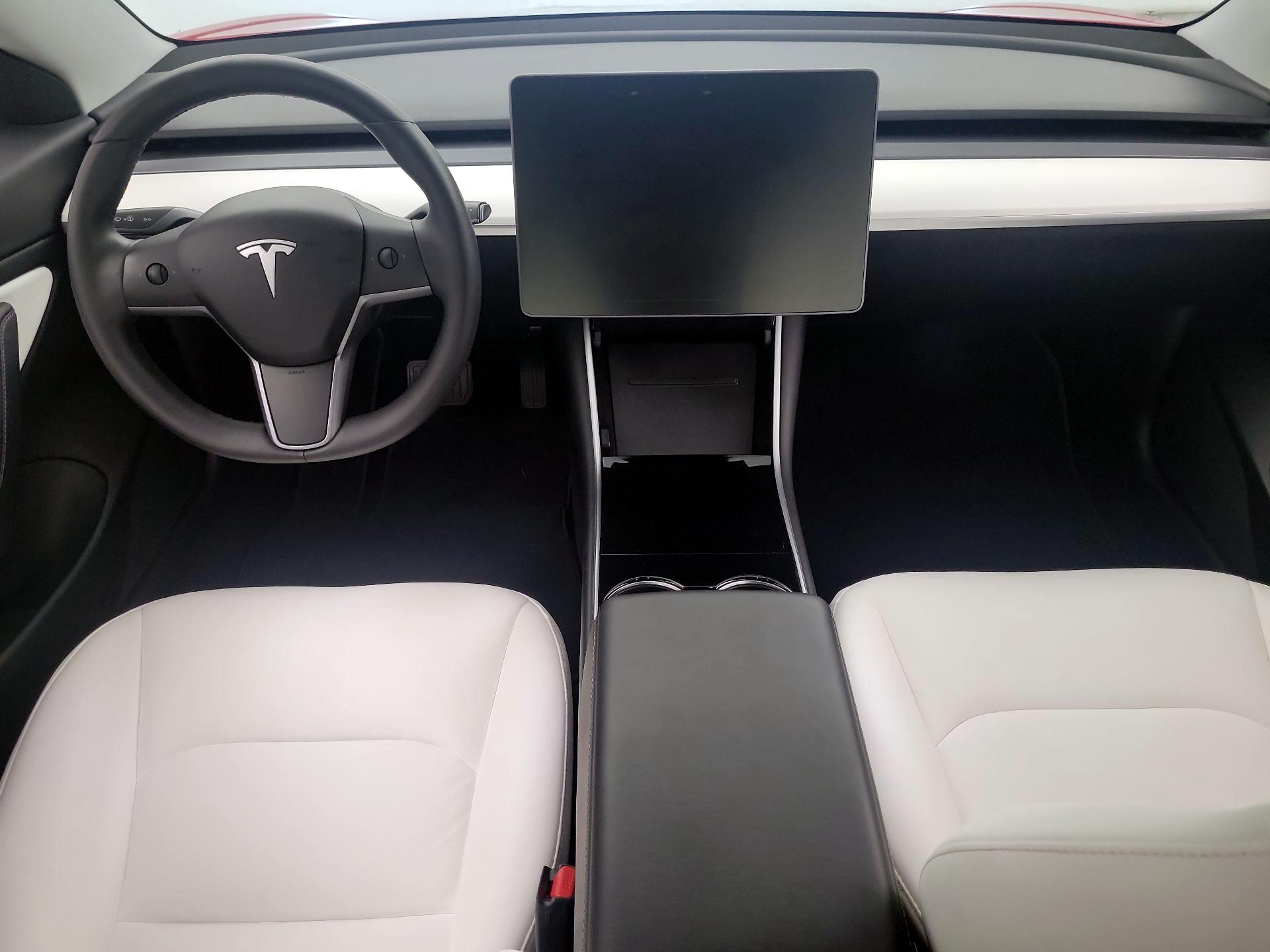 Thumbnail: 2020 Tesla Model 3 - 8