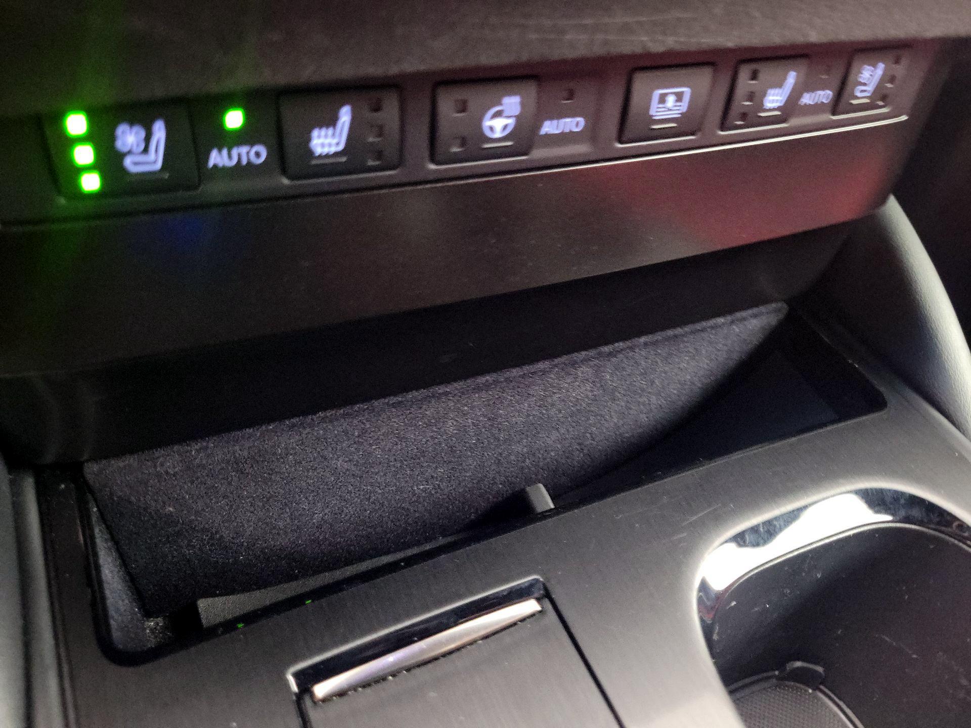 Thumbnail: 2024 Lexus ES - 16