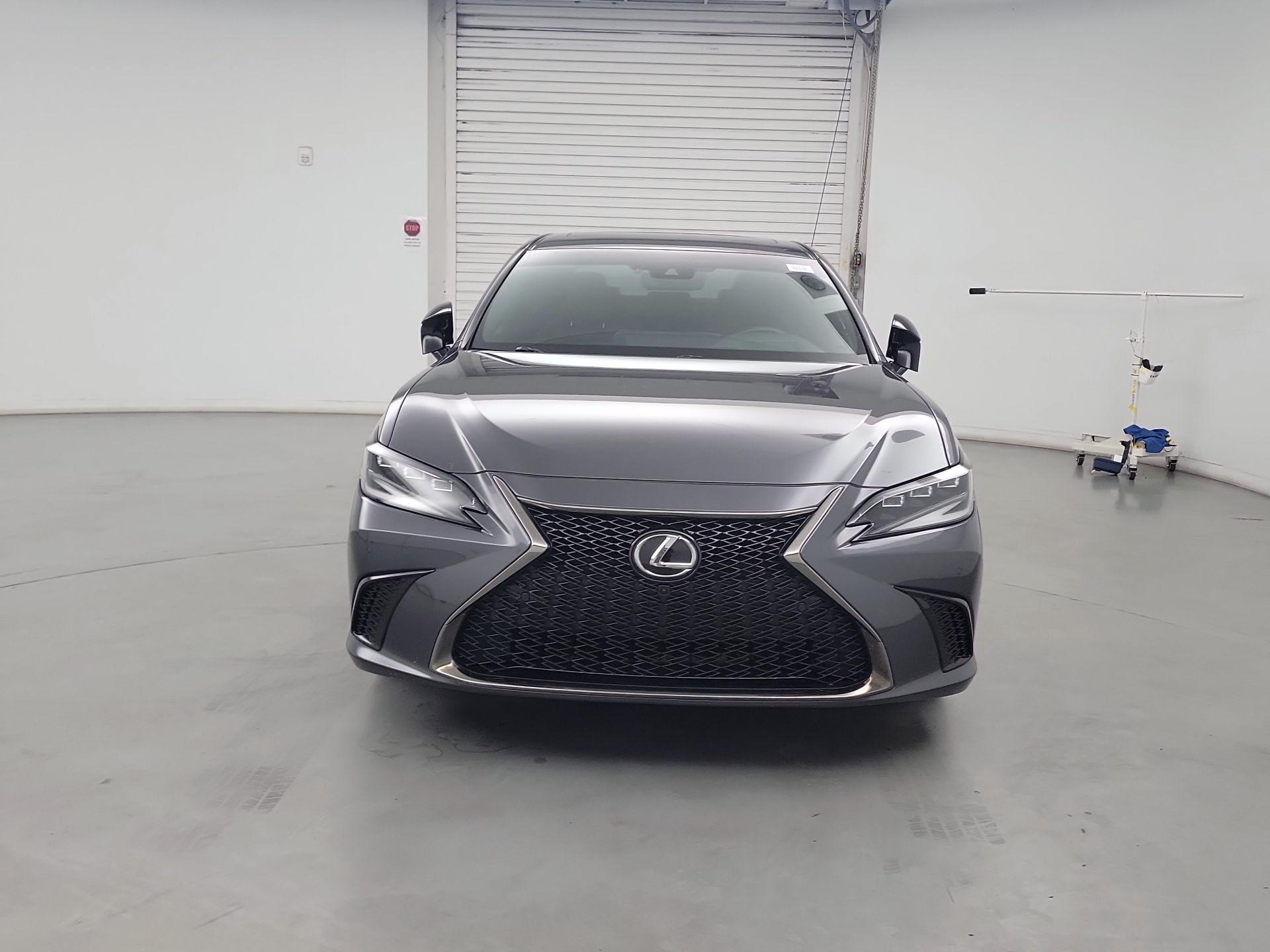 Thumbnail: 2024 Lexus ES - 2