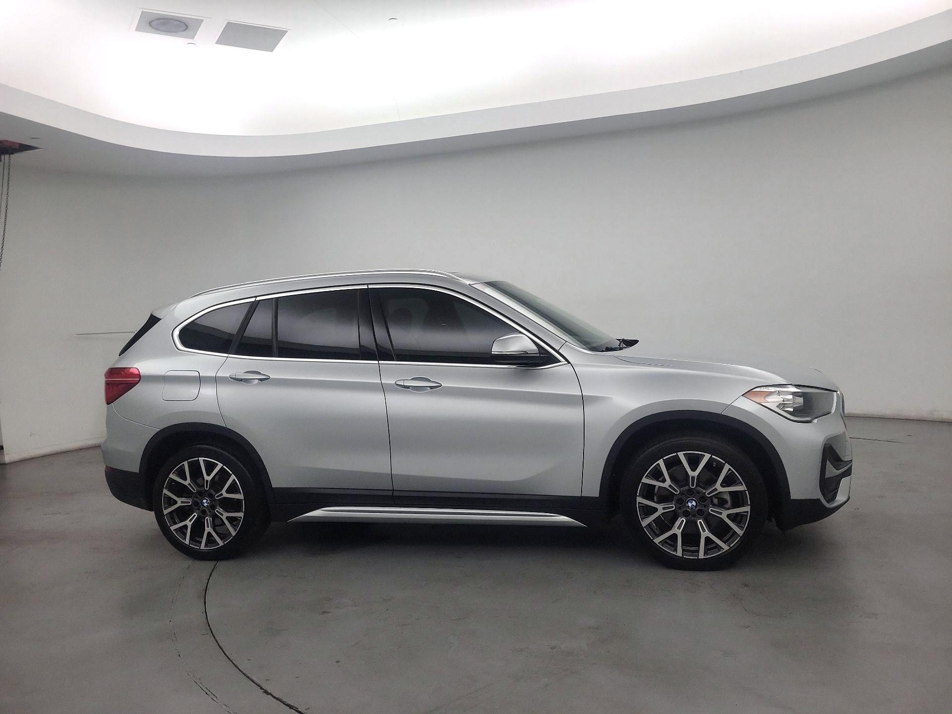 Thumbnail: 2021 BMW X1 - 4